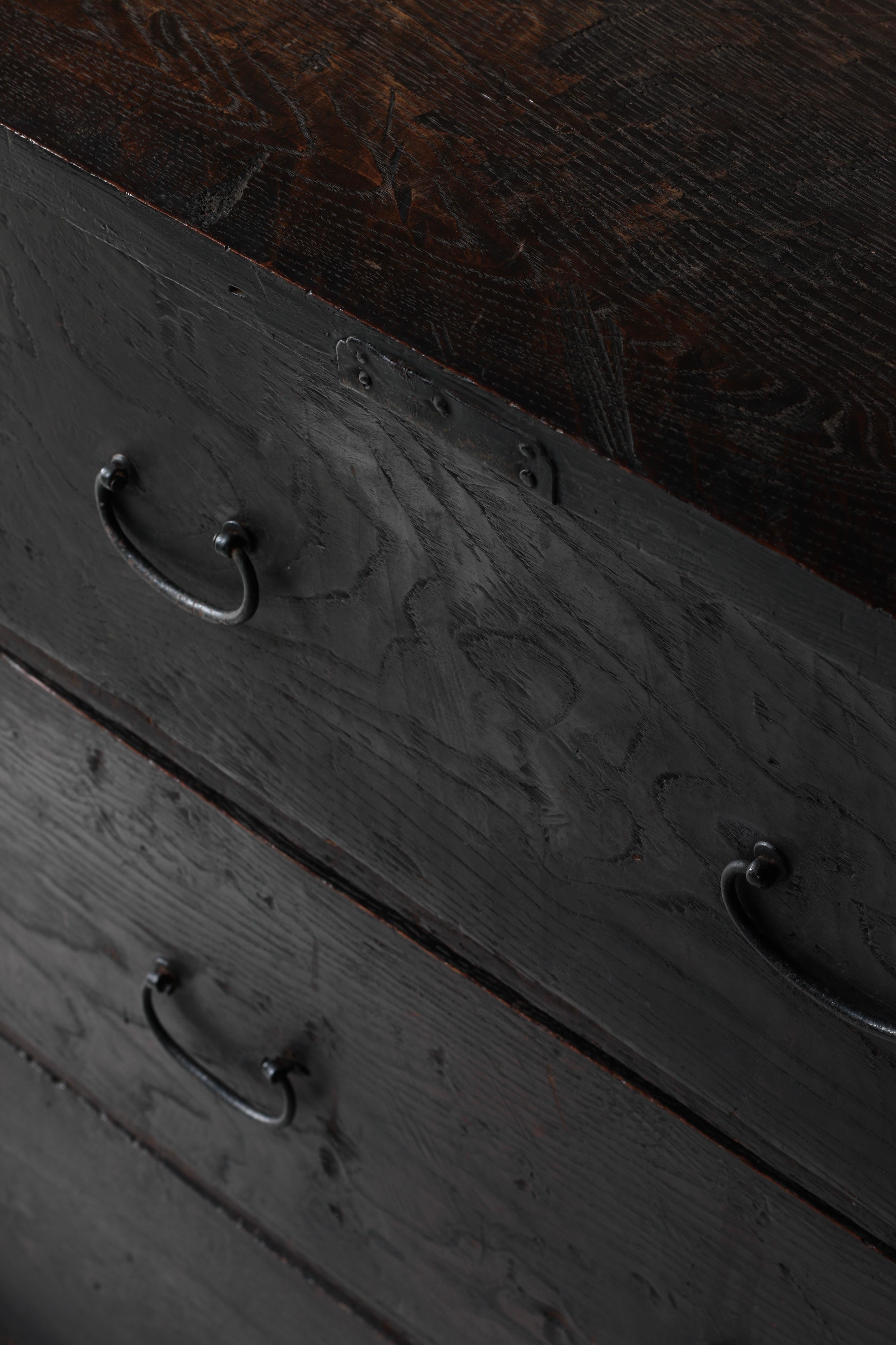 Antico Tansu nero giapponese / Credenza / 1868-1912 Wabi-sabi in vendita 7