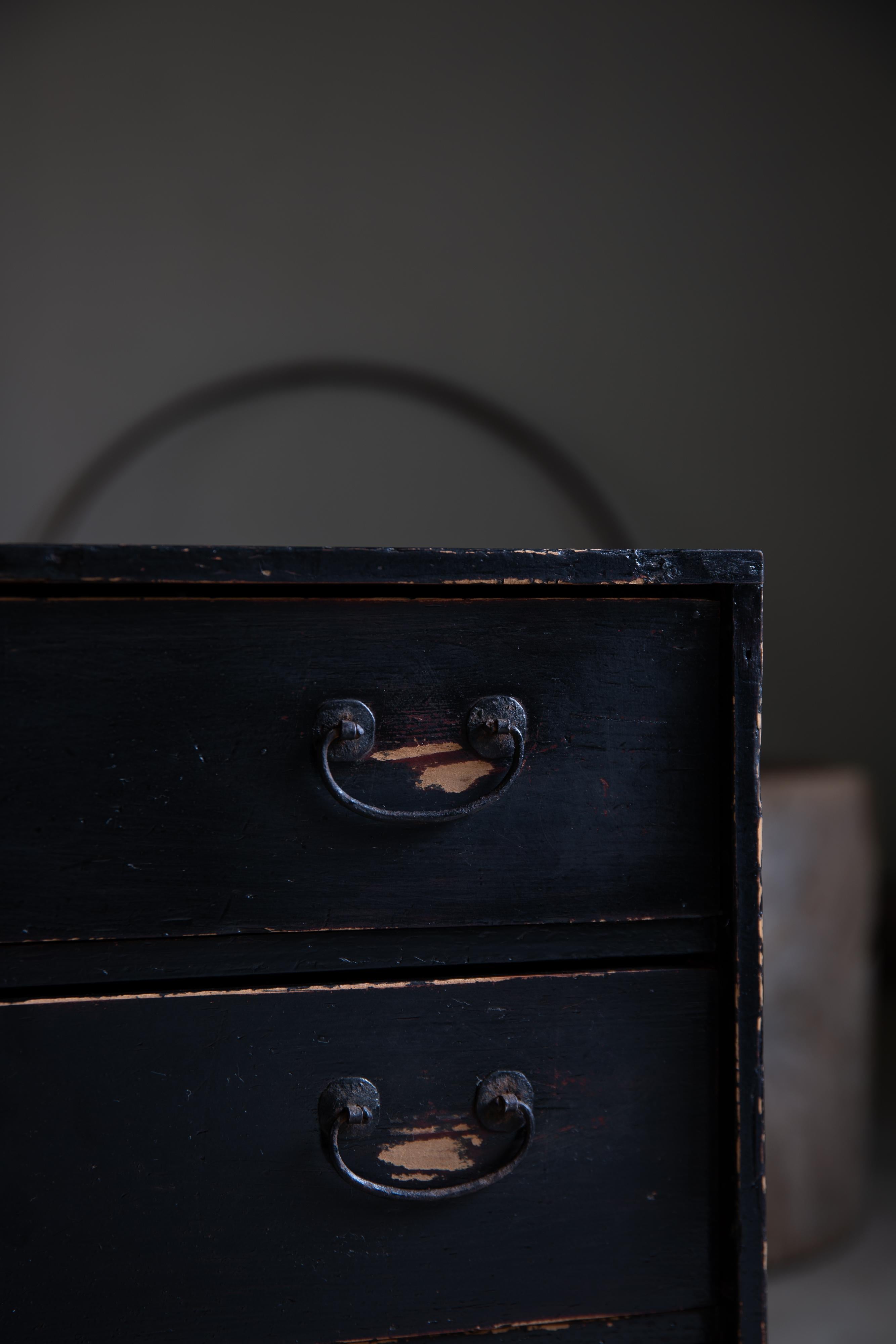 1860s-80s Japanese Edo antique wabi sabi Black Urushi mid Tansu chest of drawers 6