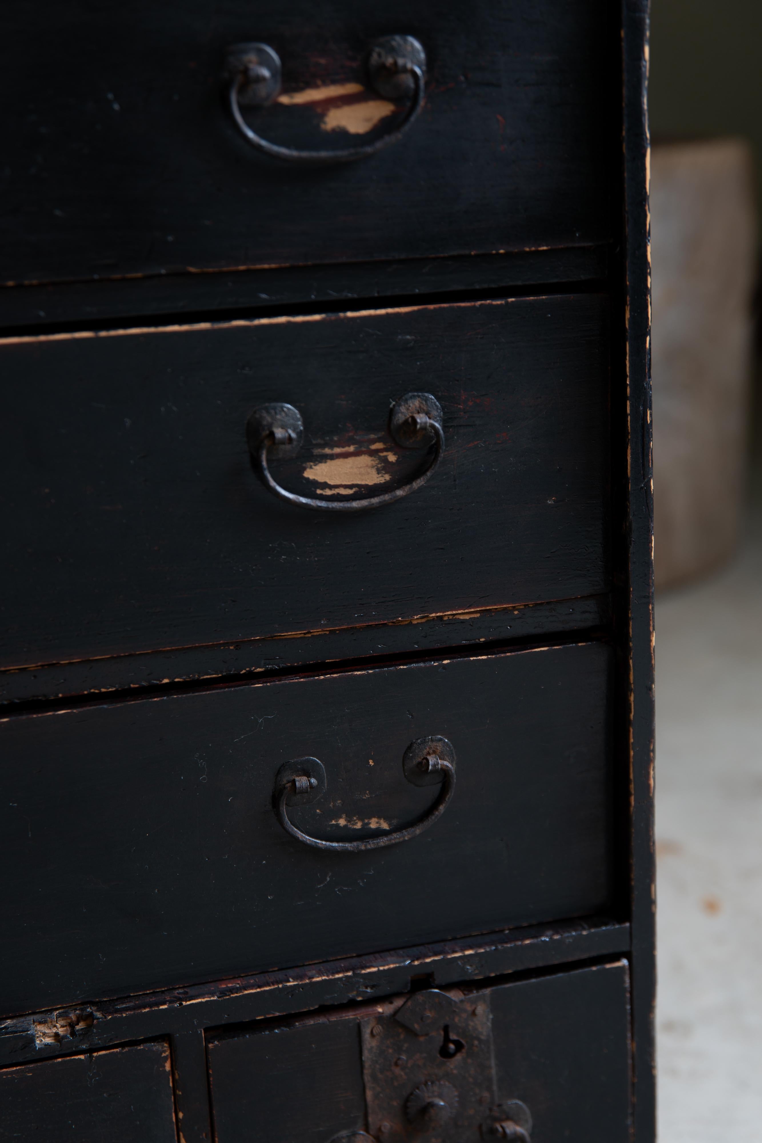 1860s-80s Japanese Edo antique wabi sabi Black Urushi mid Tansu chest of drawers 7
