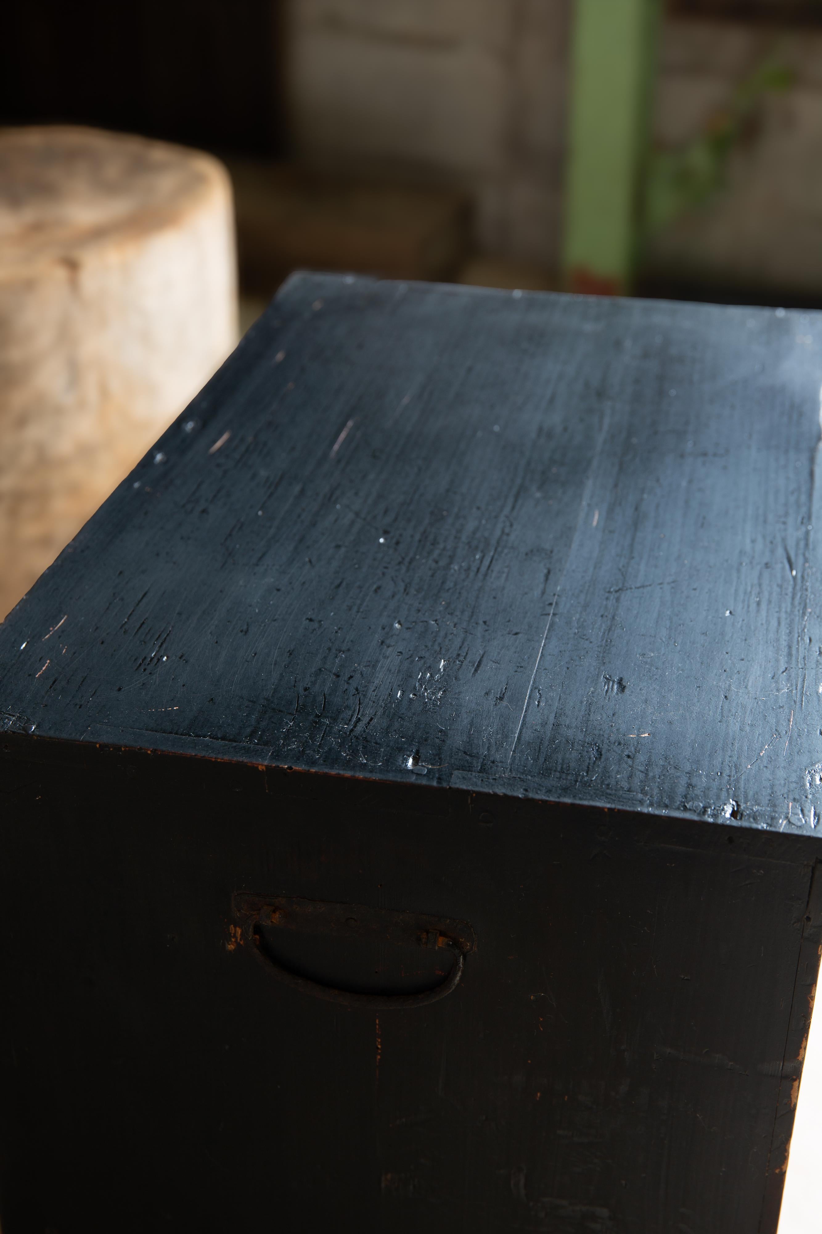 1860s-80s Japanese Edo antique wabi sabi Black Urushi mid Tansu chest of drawers 14