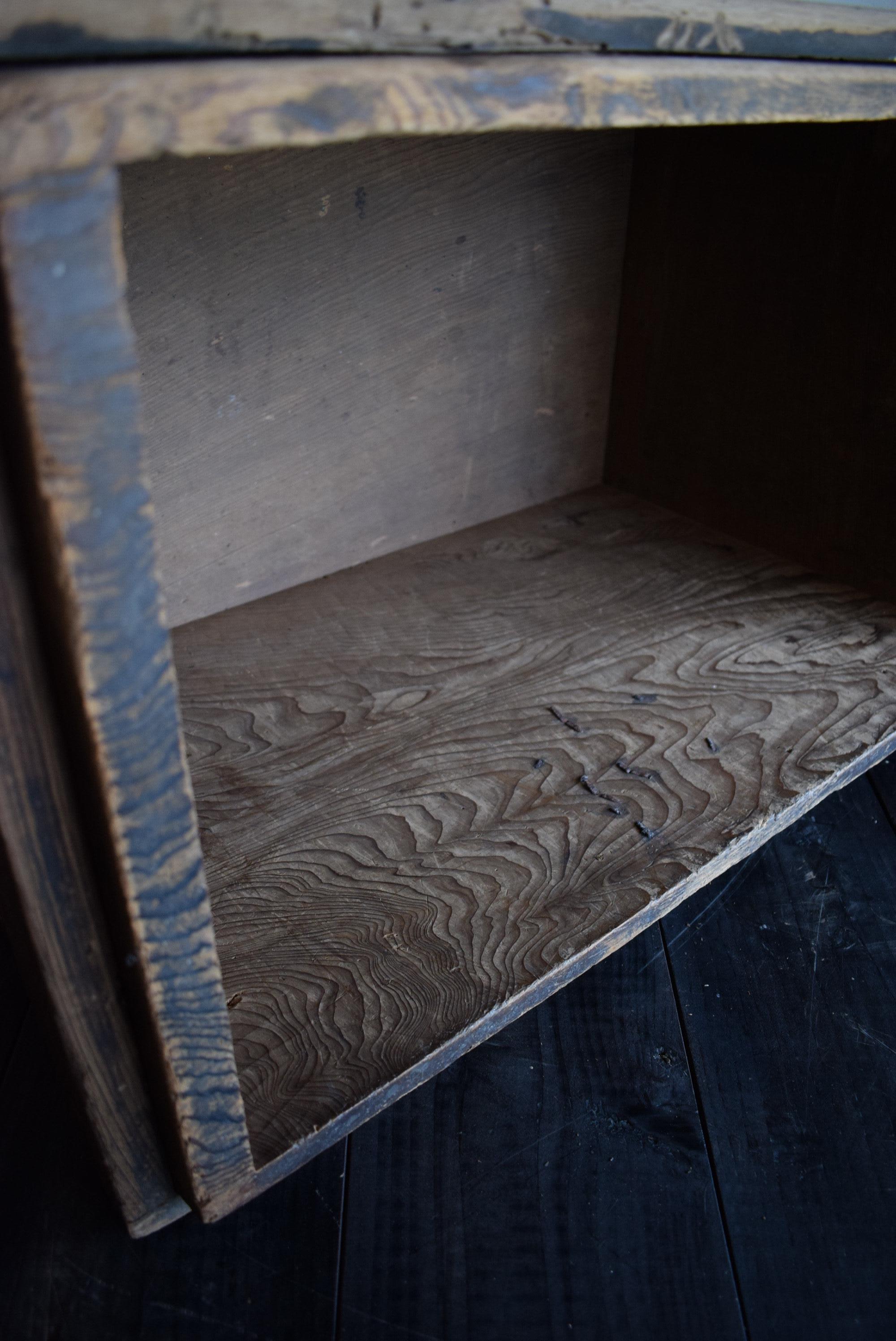 Japanese Antique Black Wooden Box 1860s-1900s/Sofa Table Tansu Mingei Storage For Sale 8