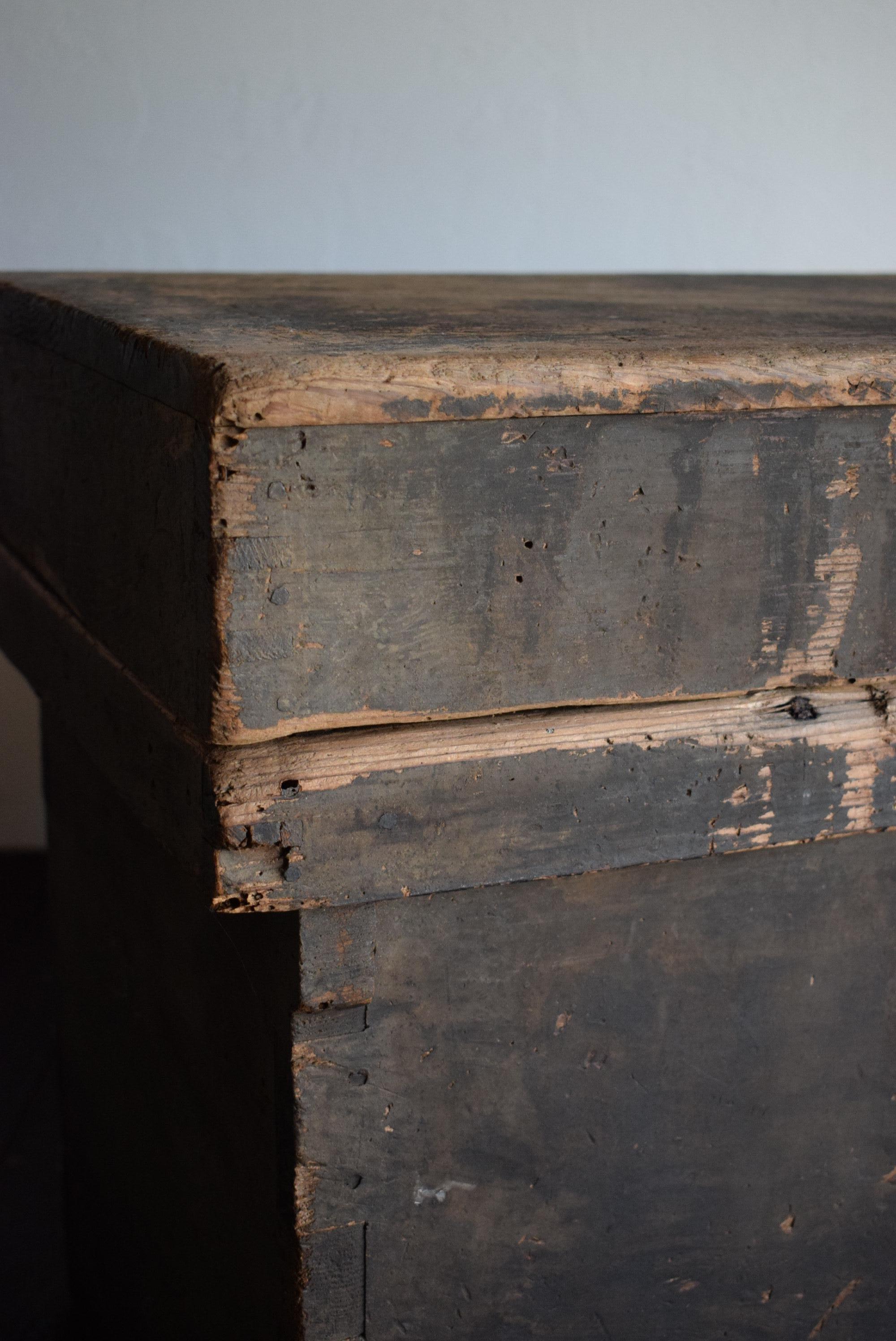 Japanische antike schwarze Holzschachtel 1860er-1900er Jahre/Sofa-Tisch Tansu Mingei Aufbewahrung im Angebot 11