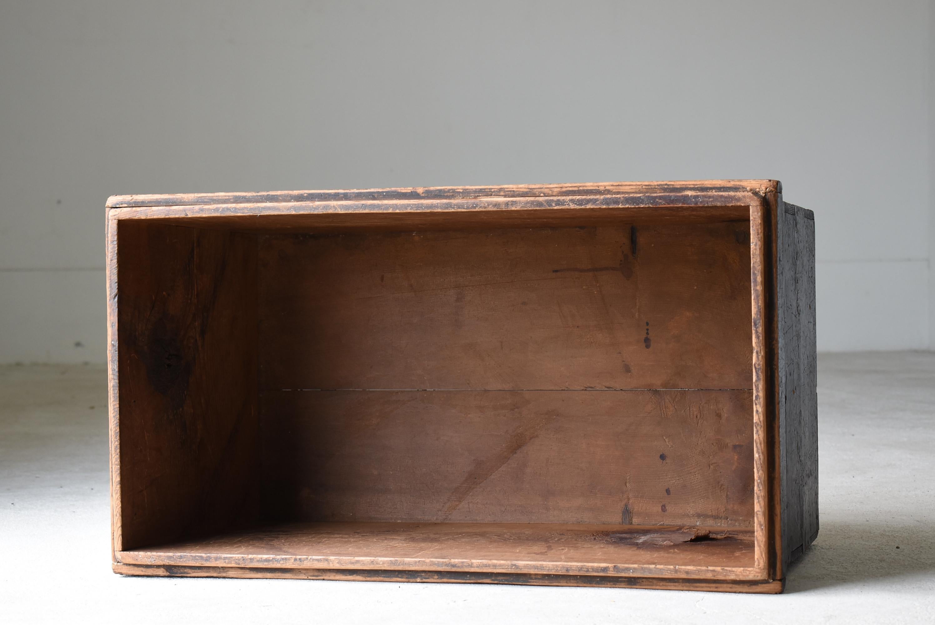 Japanese Antique Black Wooden Box 1860s-1900s/Sofa Table Tansu Storage Wabi-Sabi 7