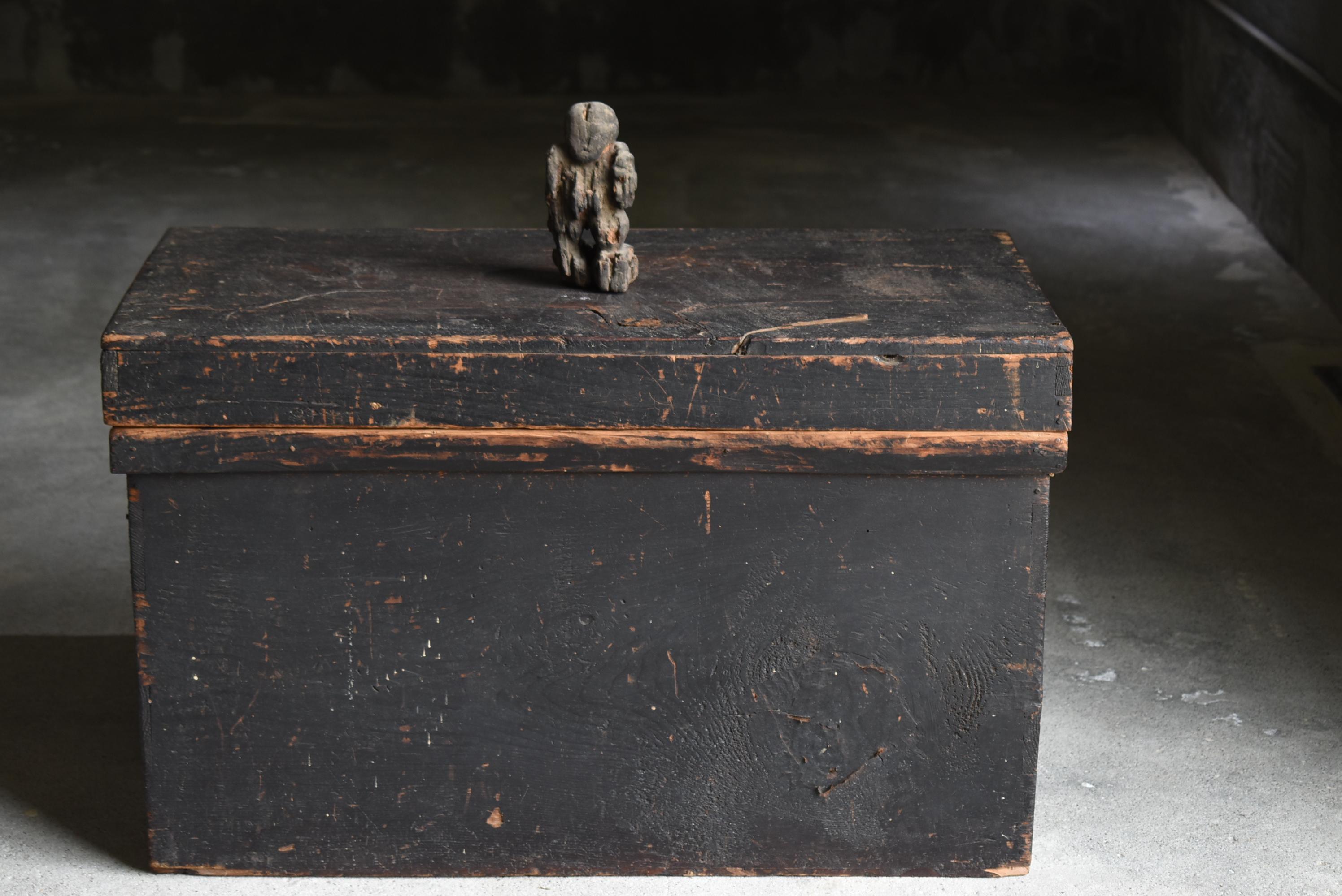 Meiji Japanese Antique Black Wooden Box 1860s-1900s/Sofa Table Tansu Storage Wabi-Sabi