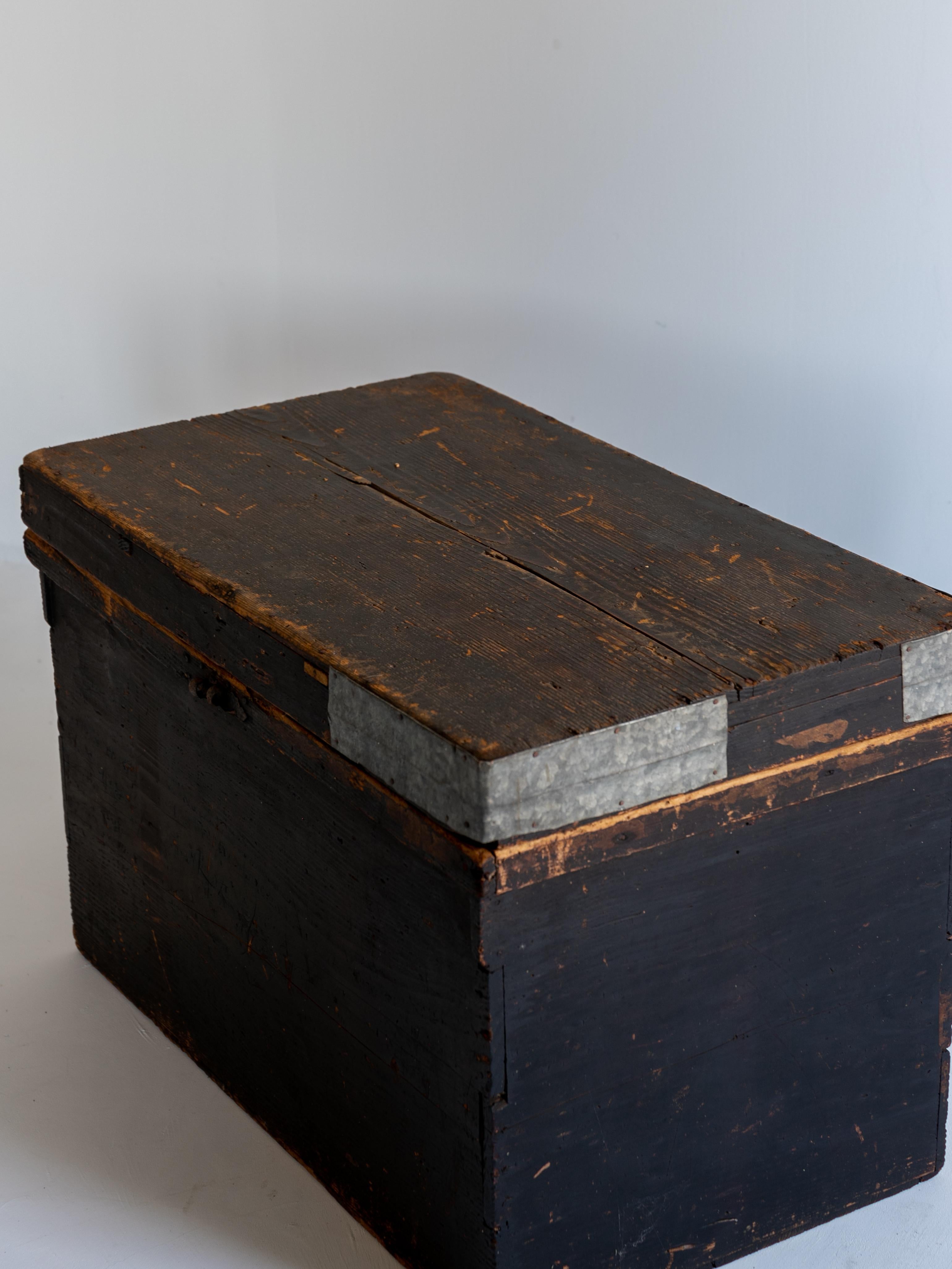Japanese Antique Black Wooden Box 1860s-1900s / Sofa Table Tansu Wabi Sabi 4