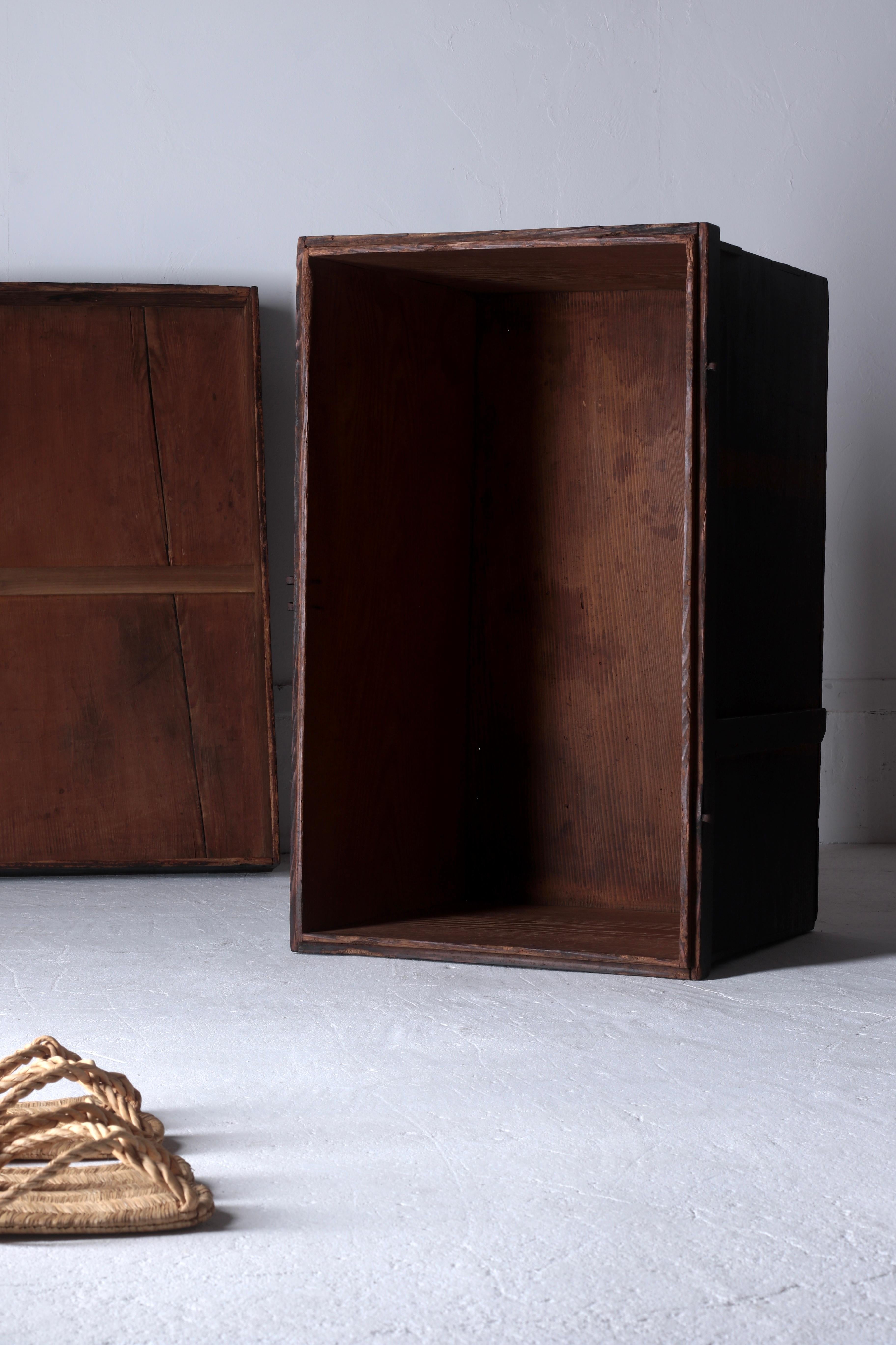 Japanese Antique Black Wooden Box / Storage Sofa Table / 1868-1912s WabiSabi For Sale 6