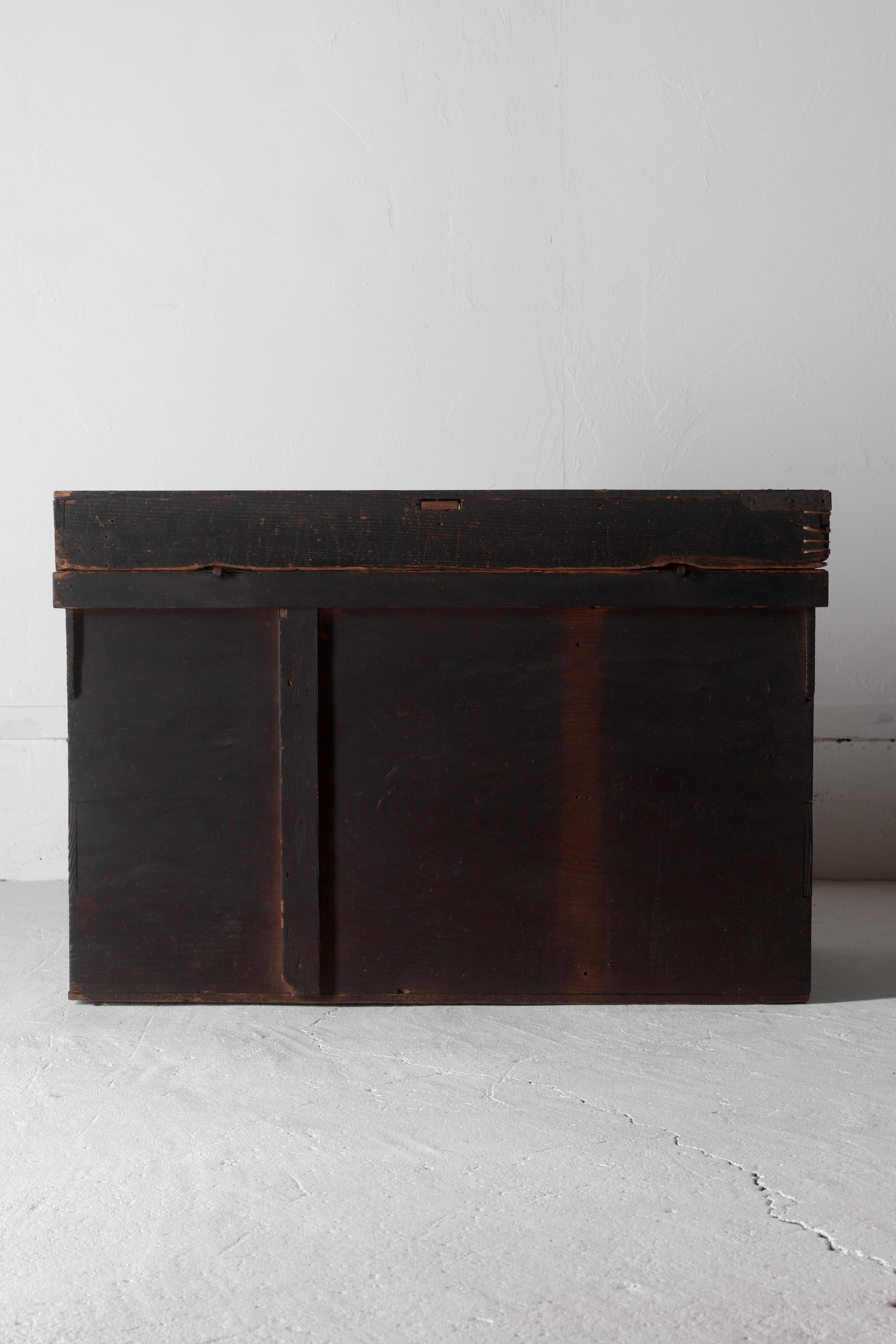 Japanese Antique Black Wooden Box / Storage Sofa Table / 1868-1912s WabiSabi For Sale 10
