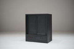 Antico mobile giapponese in legno nero con cassetti, anni '20-'40, Wabi-Sabi