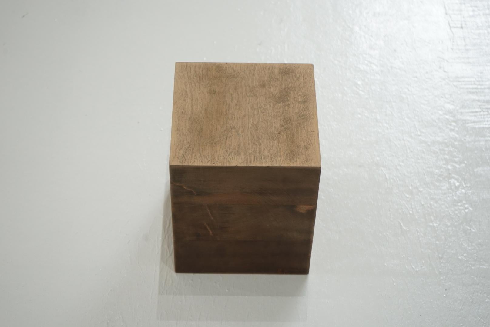 Japonais Bloc de bois antique japonais 1950s-1960s Objects fors Objects for Objects Rustic Japandi en vente