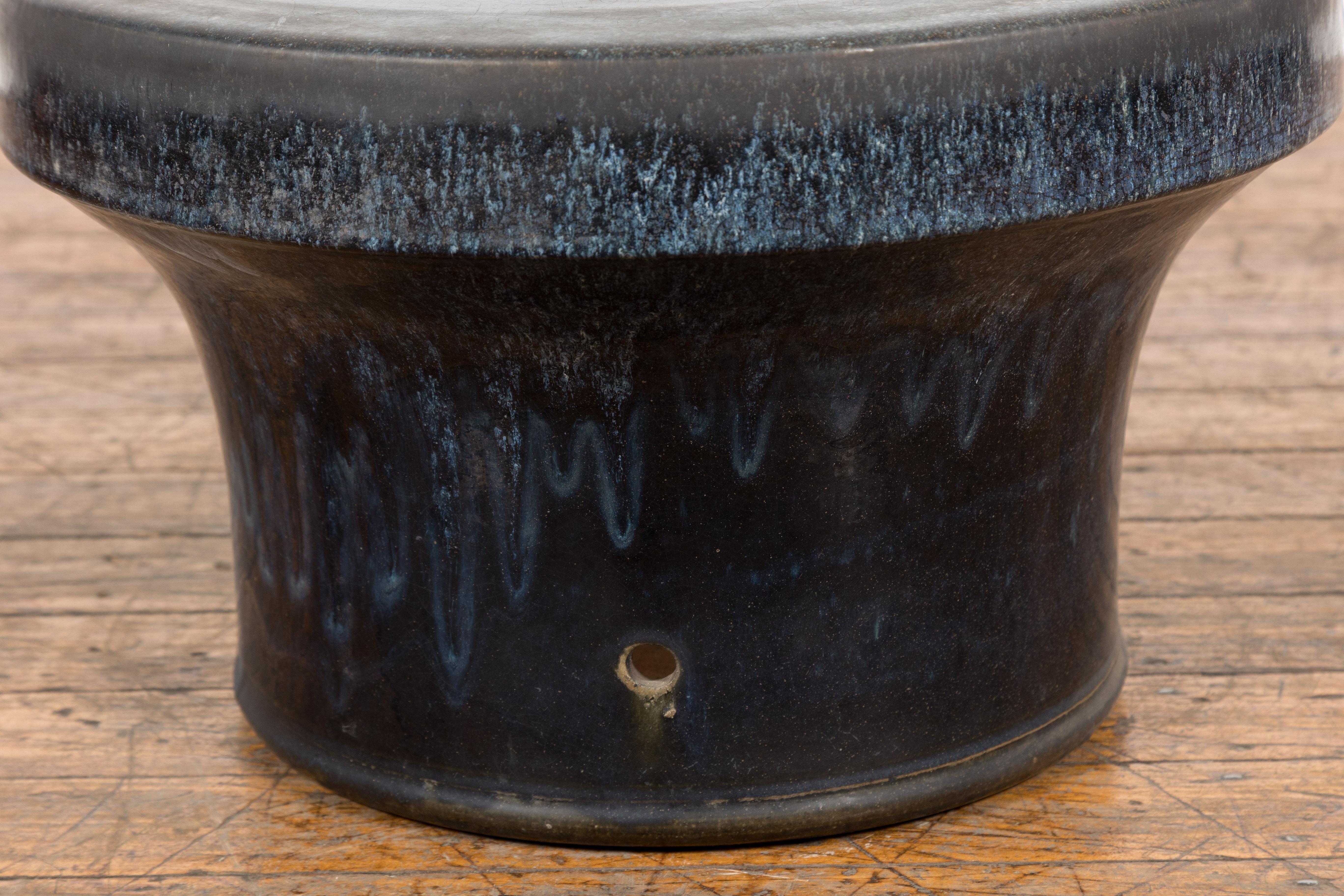 Antiker japanischer Hibachi aus blau-schwarz glasierter Keramik zum Trinken von Saké im Angebot 5