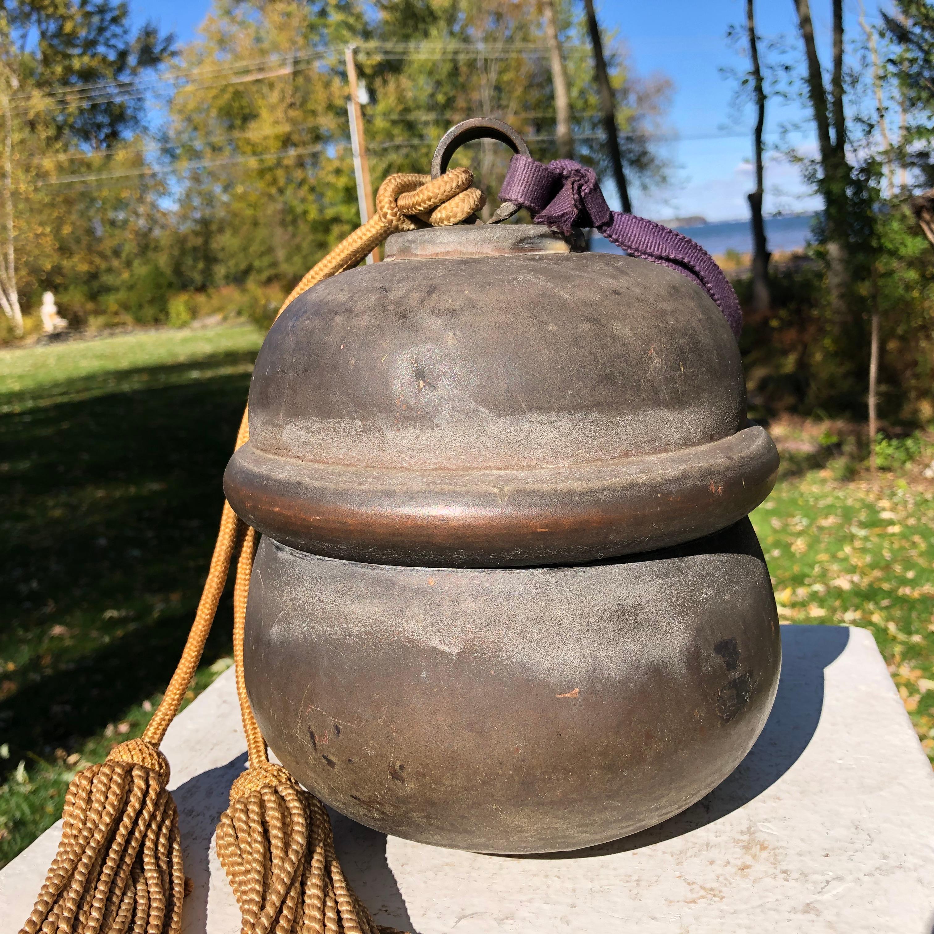 Copper Japanese Antique Bold Sound Shinto Suzu Temple Bell+ Tassels