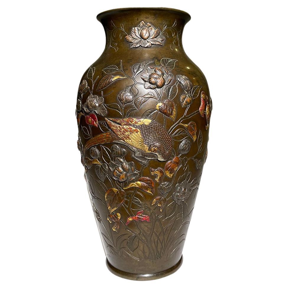 Japanese Antique Bronz Gilt Vase with Flower and Bird Design, Meiji Period For Sale