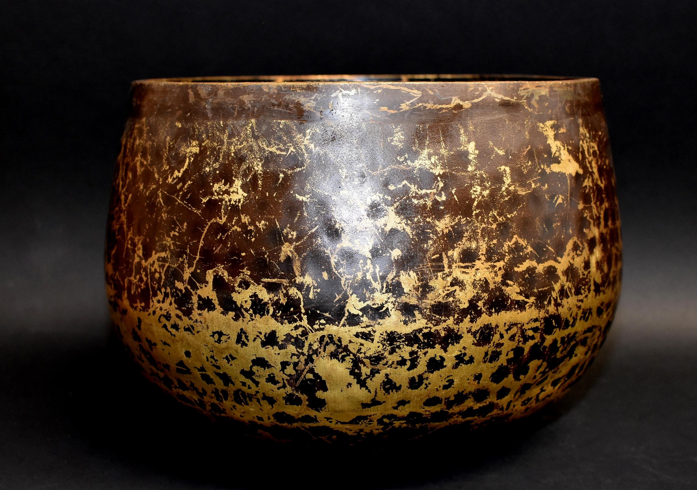 19th Century Japanese Antique Bronze Singing Bowl Hand-Hammered Large
