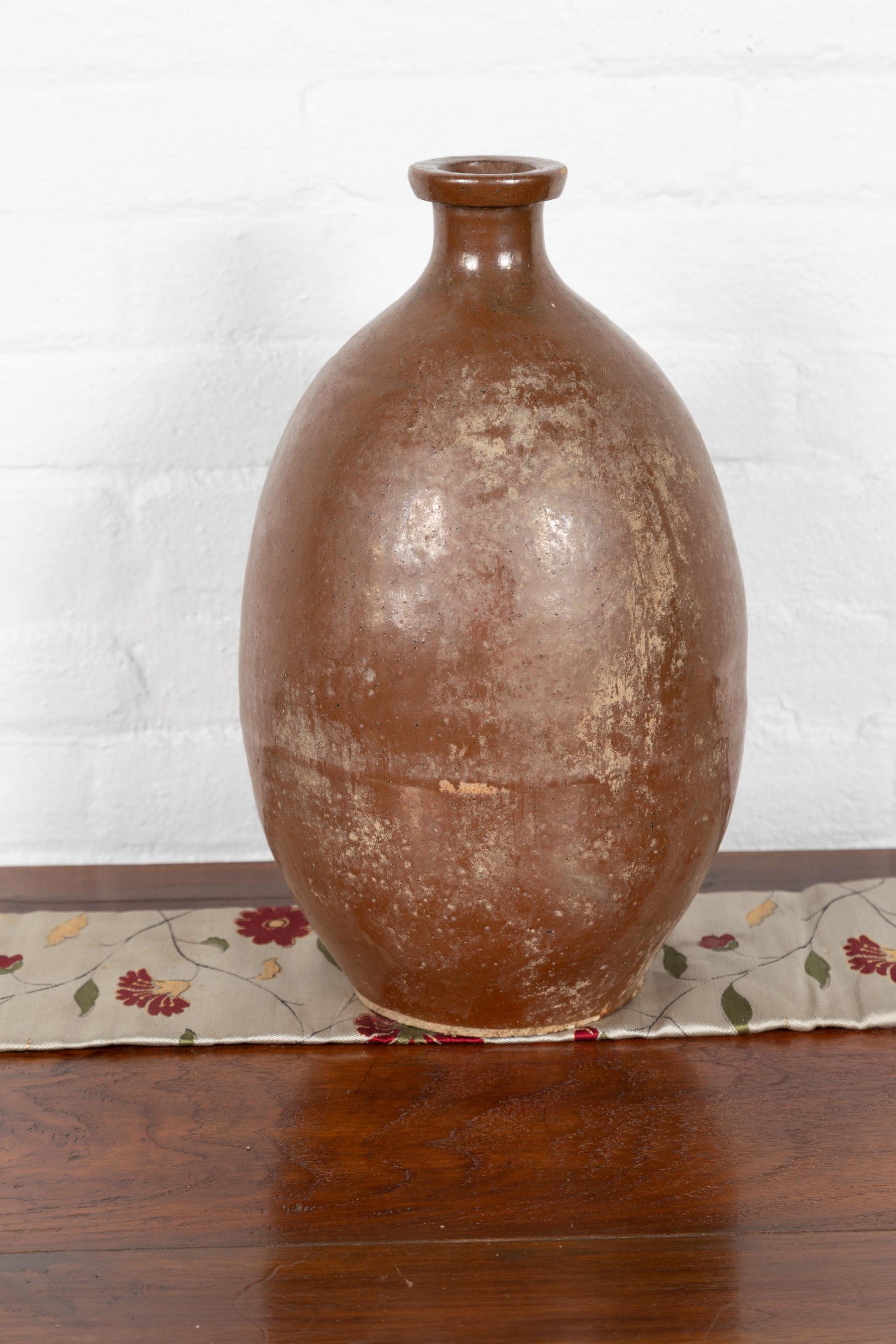 Japanese Antique Brown Tamba Tachikui Ware Sake Jug from the Early 20th Century 5