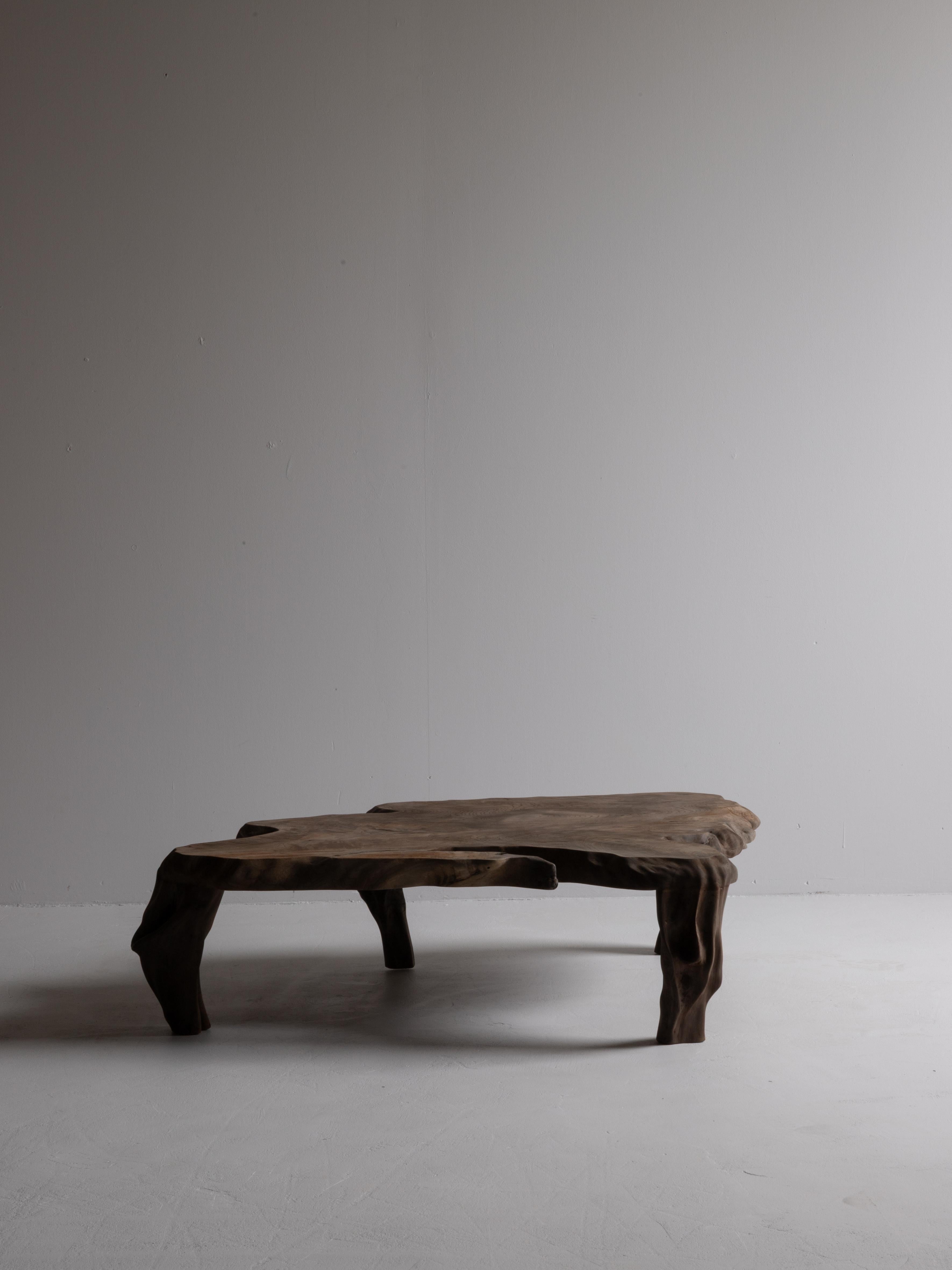 Antiquités japonaises Brutalist  Table basse 1900-1940 / Table d'appoint Wabi Sabi Bon état - En vente à Sammu-shi, Chiba