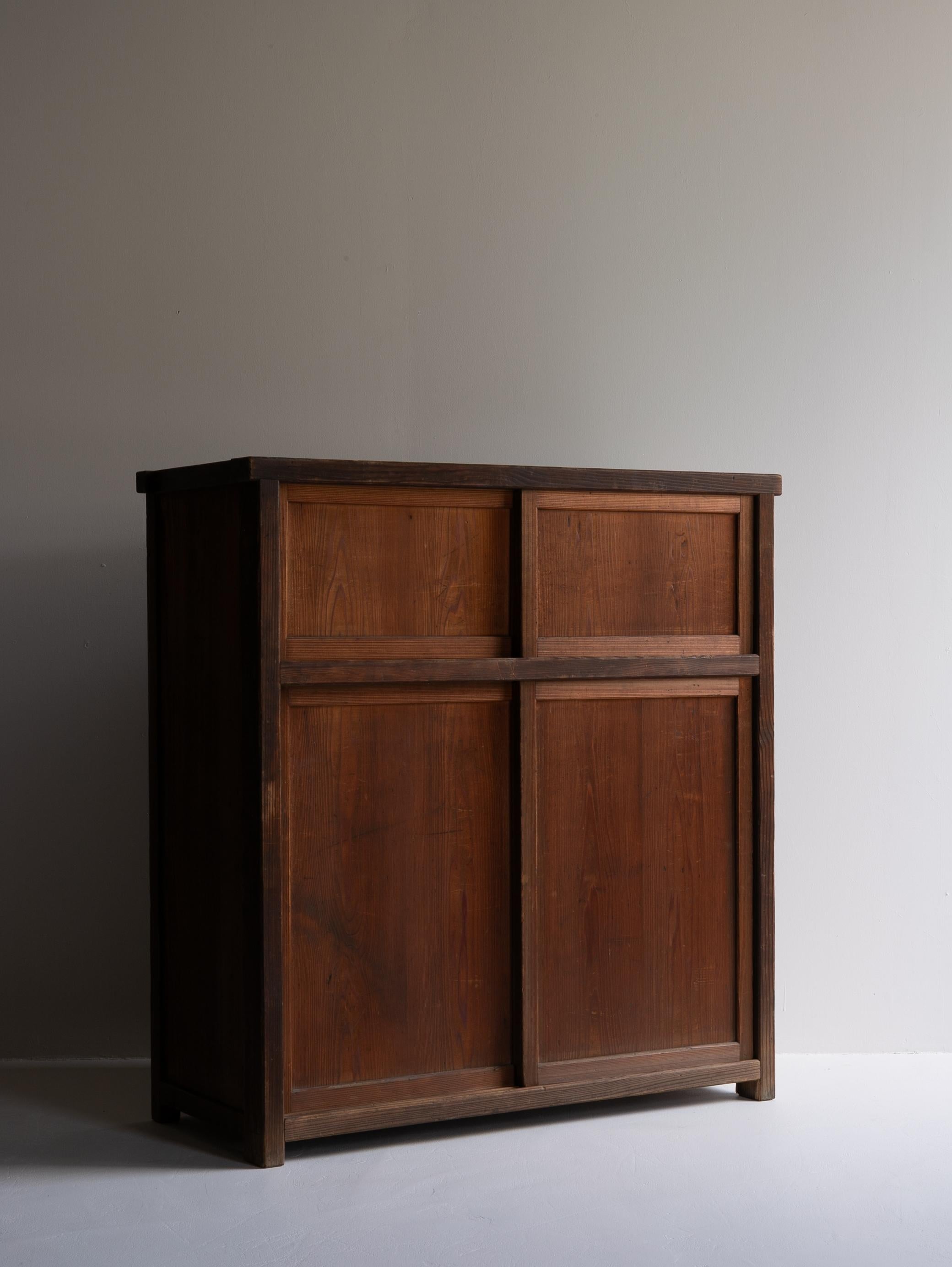 Cabinet ancien japonais / Wabisabi / Période Taishō-Shōwa (1910s-1940s) en vente 2