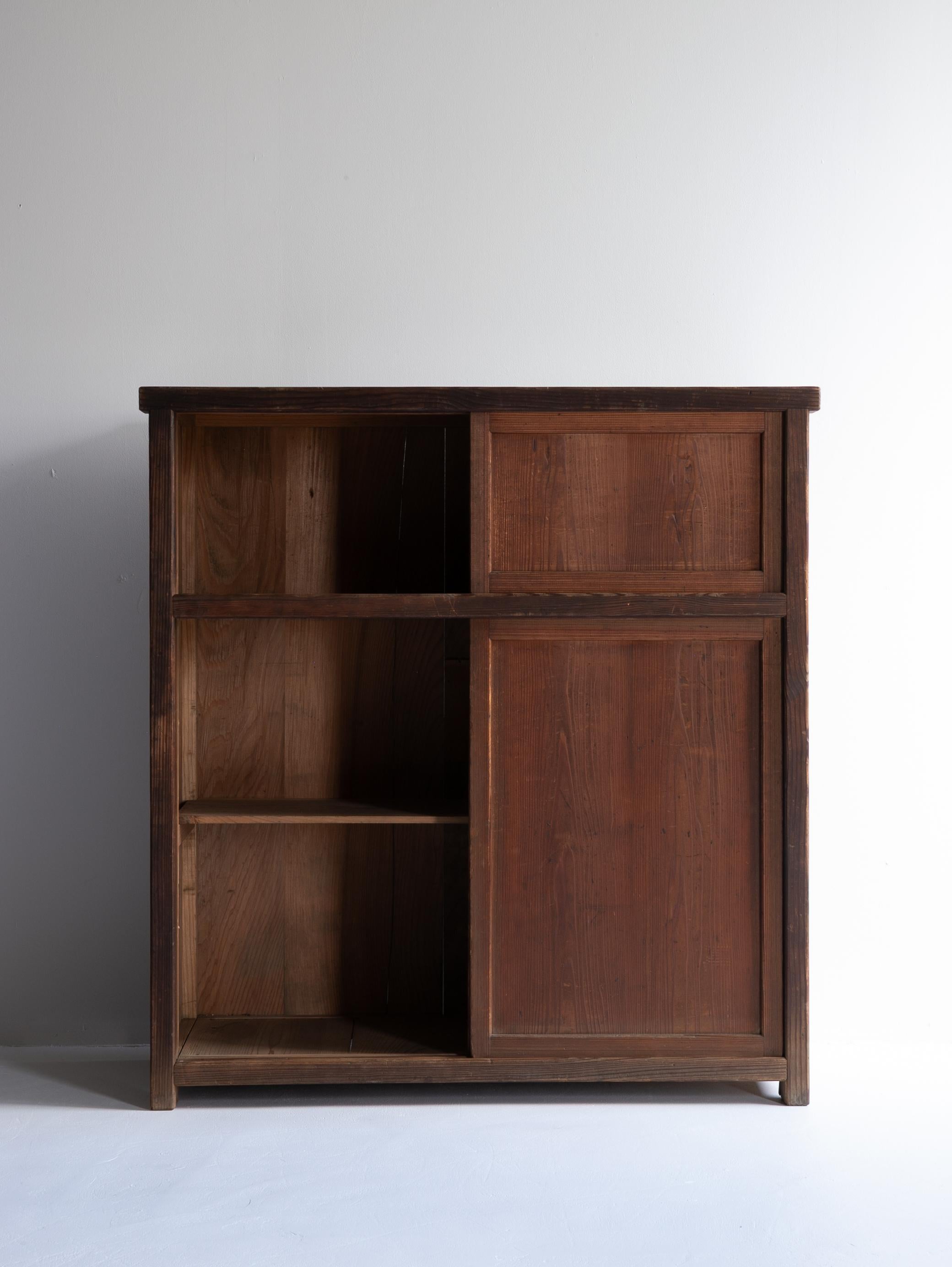 20ième siècle Cabinet ancien japonais / Wabisabi / Période Taishō-Shōwa (1910s-1940s) en vente