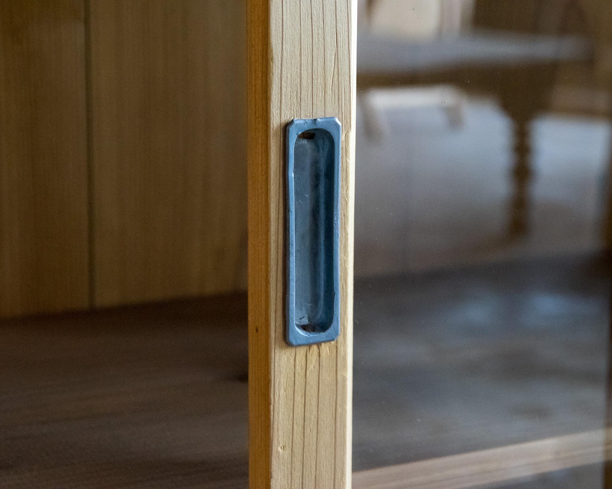 Antiker japanischer Schrank mit Glastüren, frühe Showa-Periode '1926-' im Angebot 8