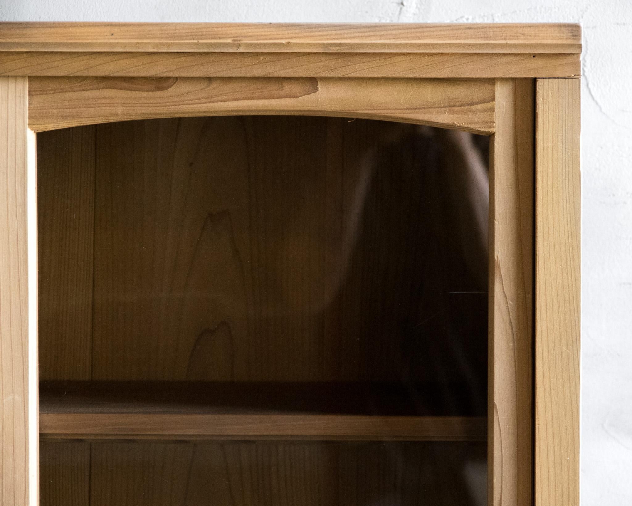 Antiker japanischer Schrank mit Glastüren, frühe Showa-Periode '1926-' im Angebot 12