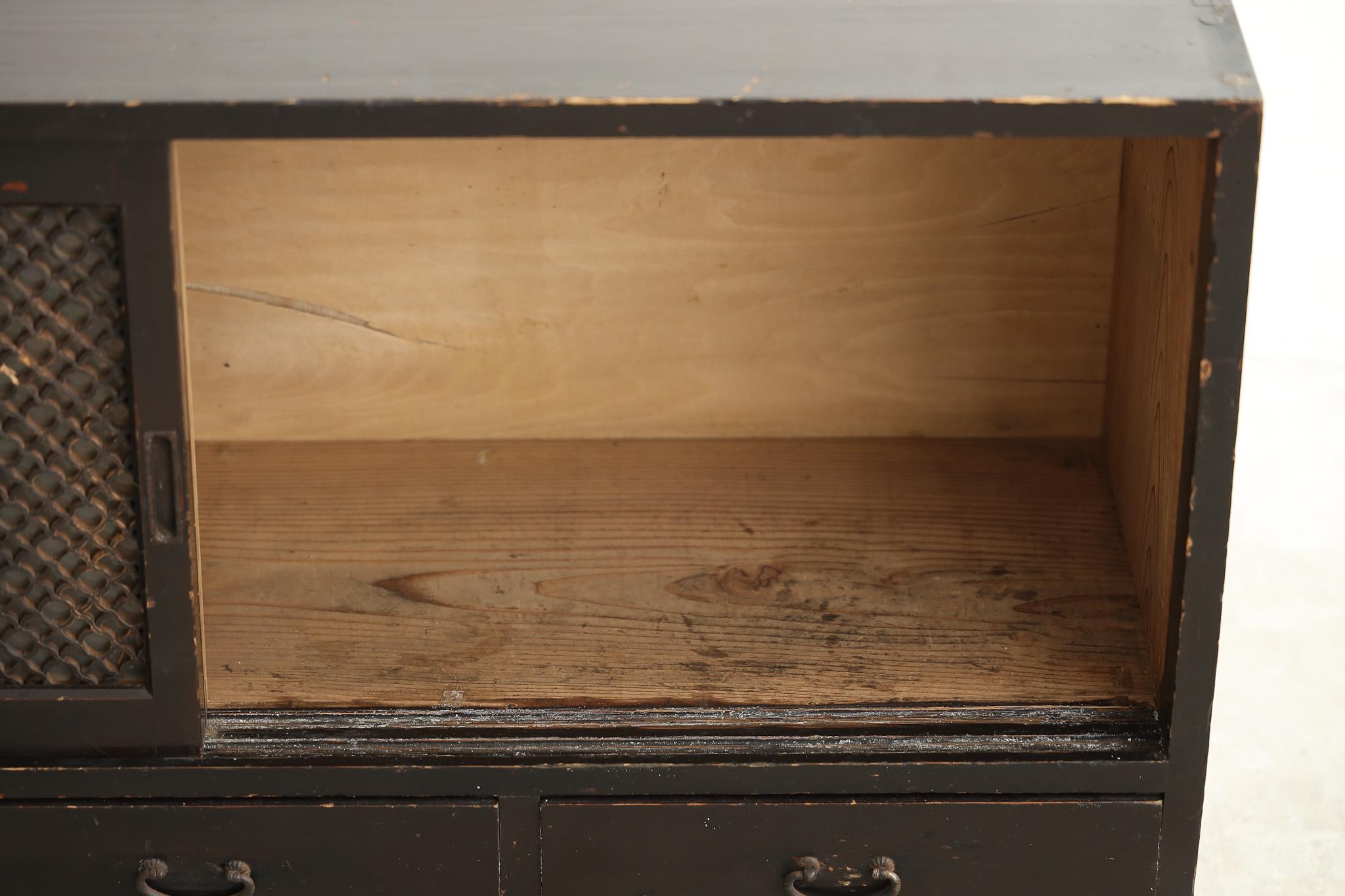 Armario antiguo japonés con puertas de celosía de madera, Wabi Sabi, Japandi en venta 1