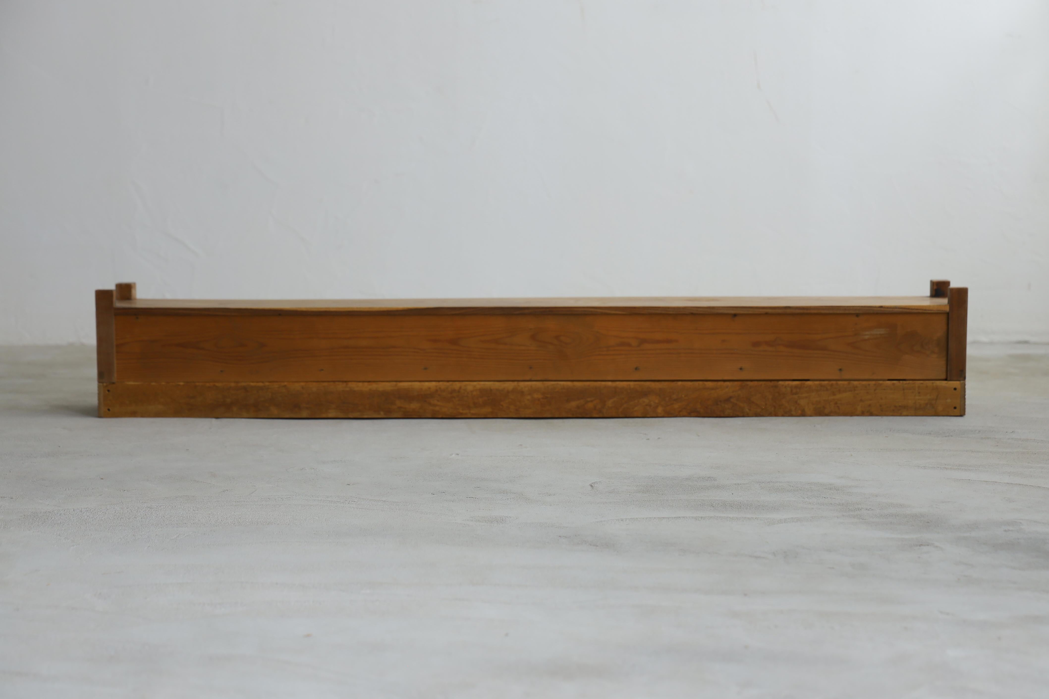 Meubles de rangement japonais anciens de rangement bas, Wabi Sabi, Japandi en vente 3