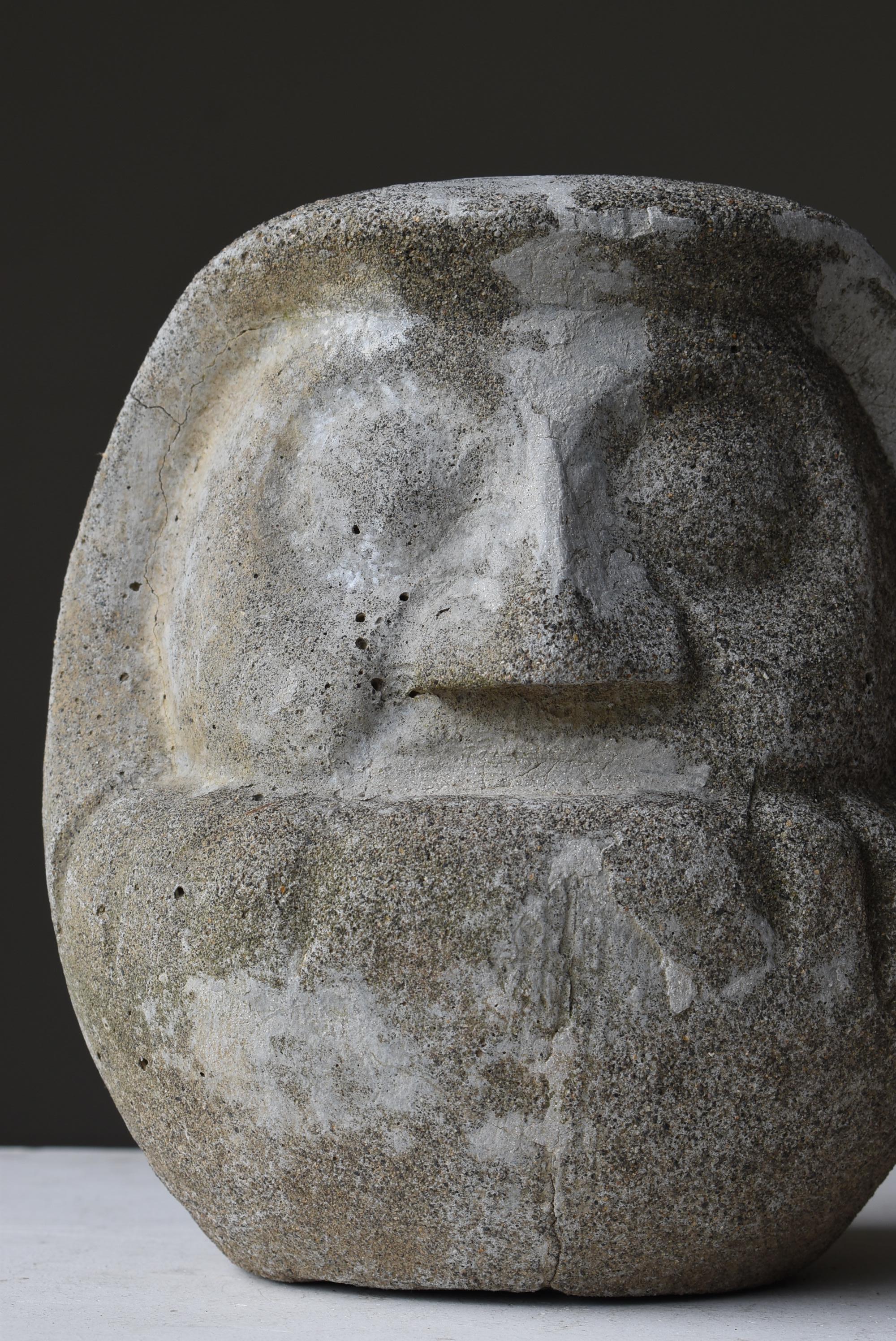 Japanese Antique Cement Daruma 1900s-1940s / Sculpture Wabisabi In Good Condition In Sammu-shi, Chiba