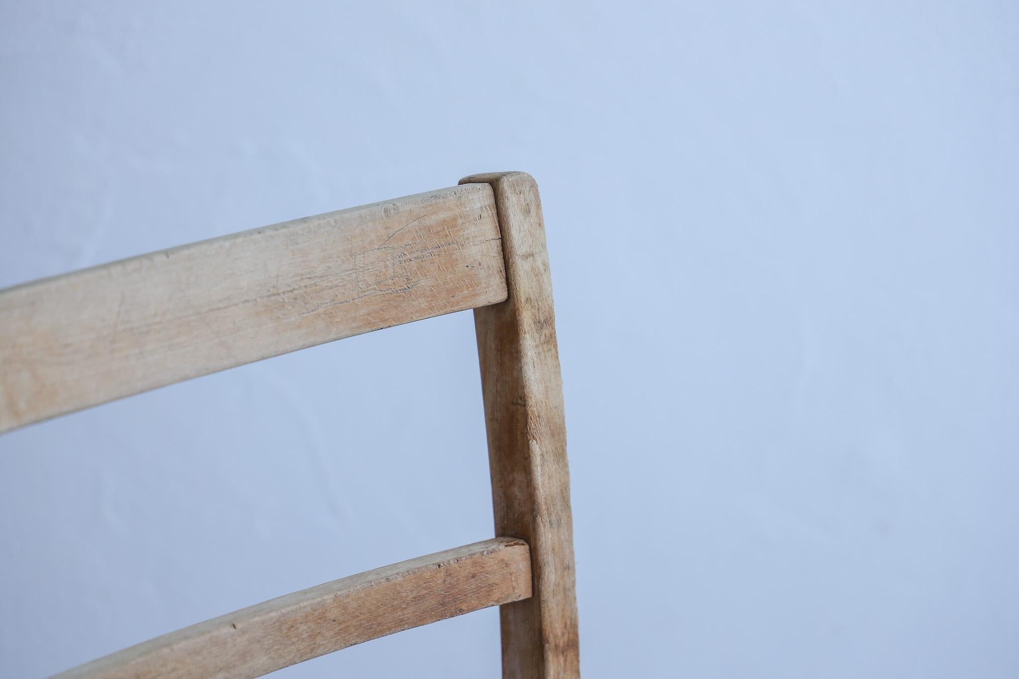 Japanese Antique Chairs, Rustic Wooden Chair, Wabi-Sabi In Good Condition For Sale In Katori-Shi, 12