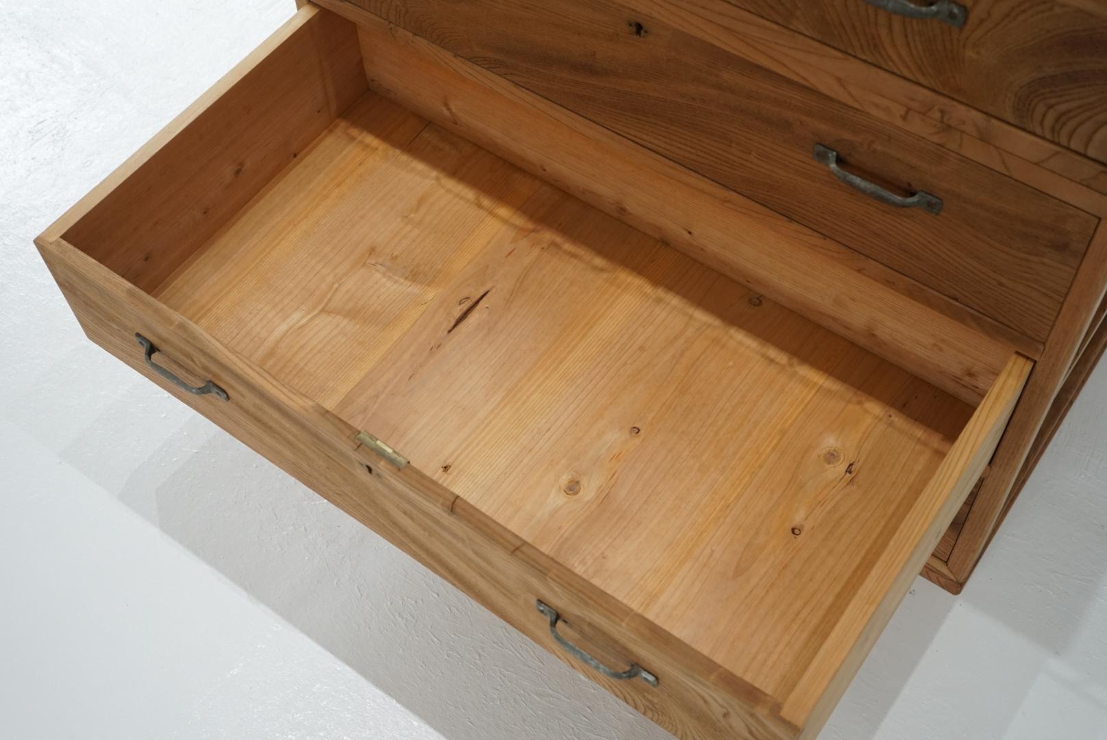 Japanese Antique Chest of drawers Storage shelves Zelkova wood Wabi-Sabi For Sale 5