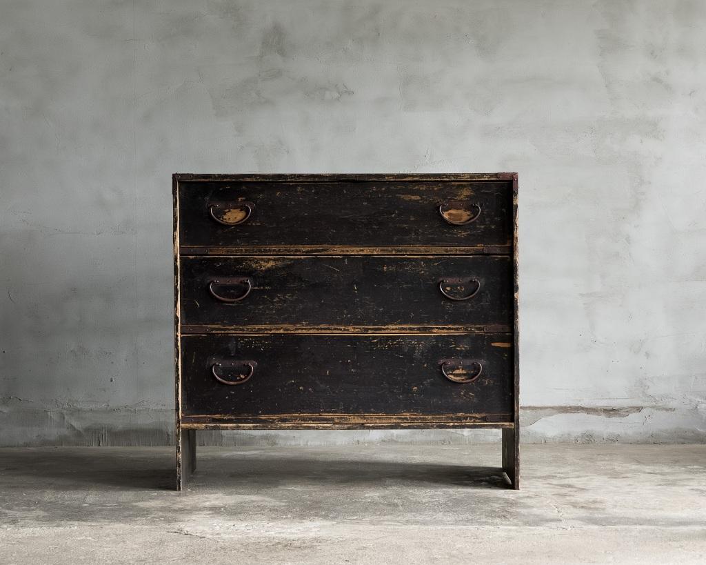 Commode ancienne japonaise 