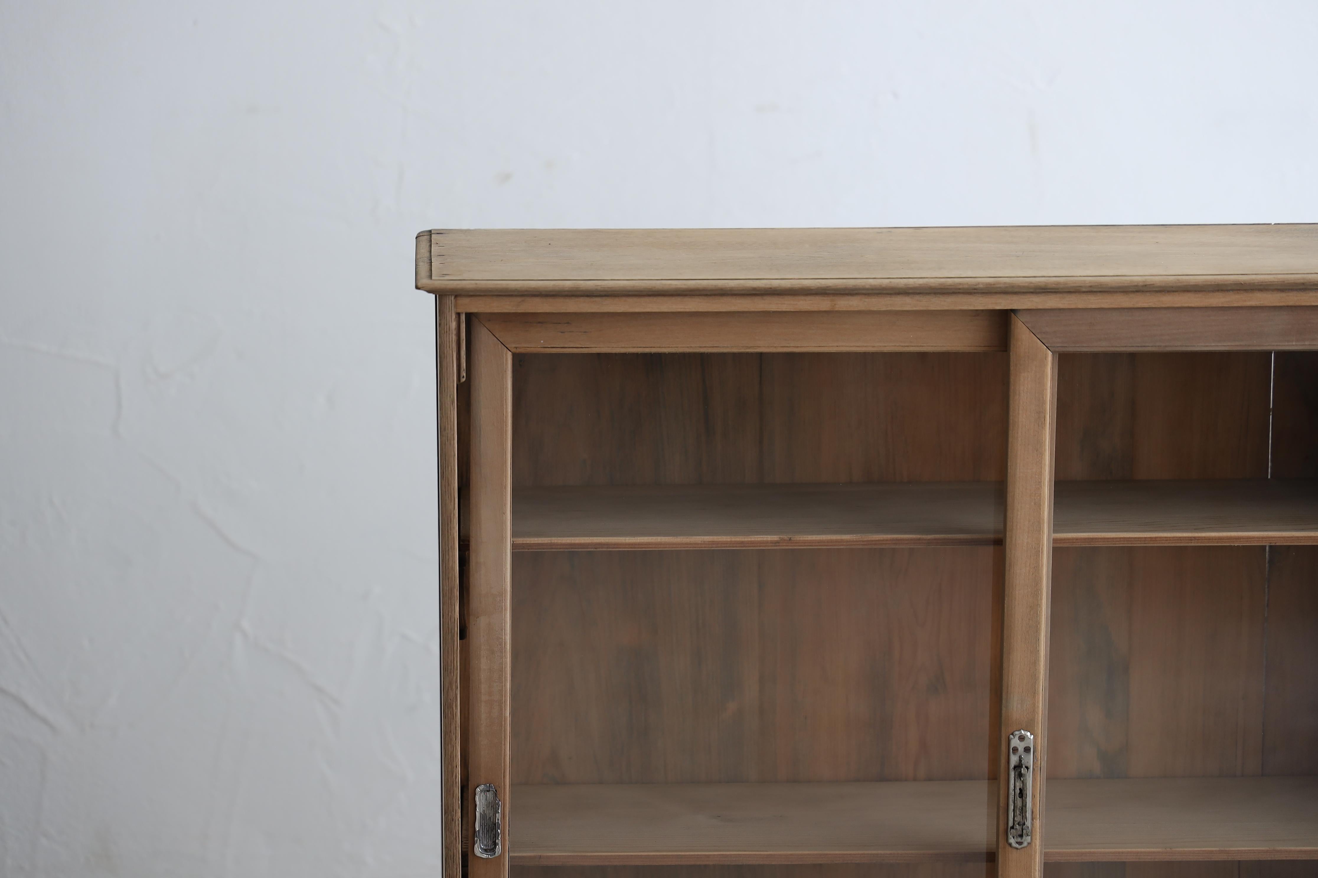 Japanische Antike Kastanienholz Schränke, Wabi Sabi, Japandi im Angebot 6