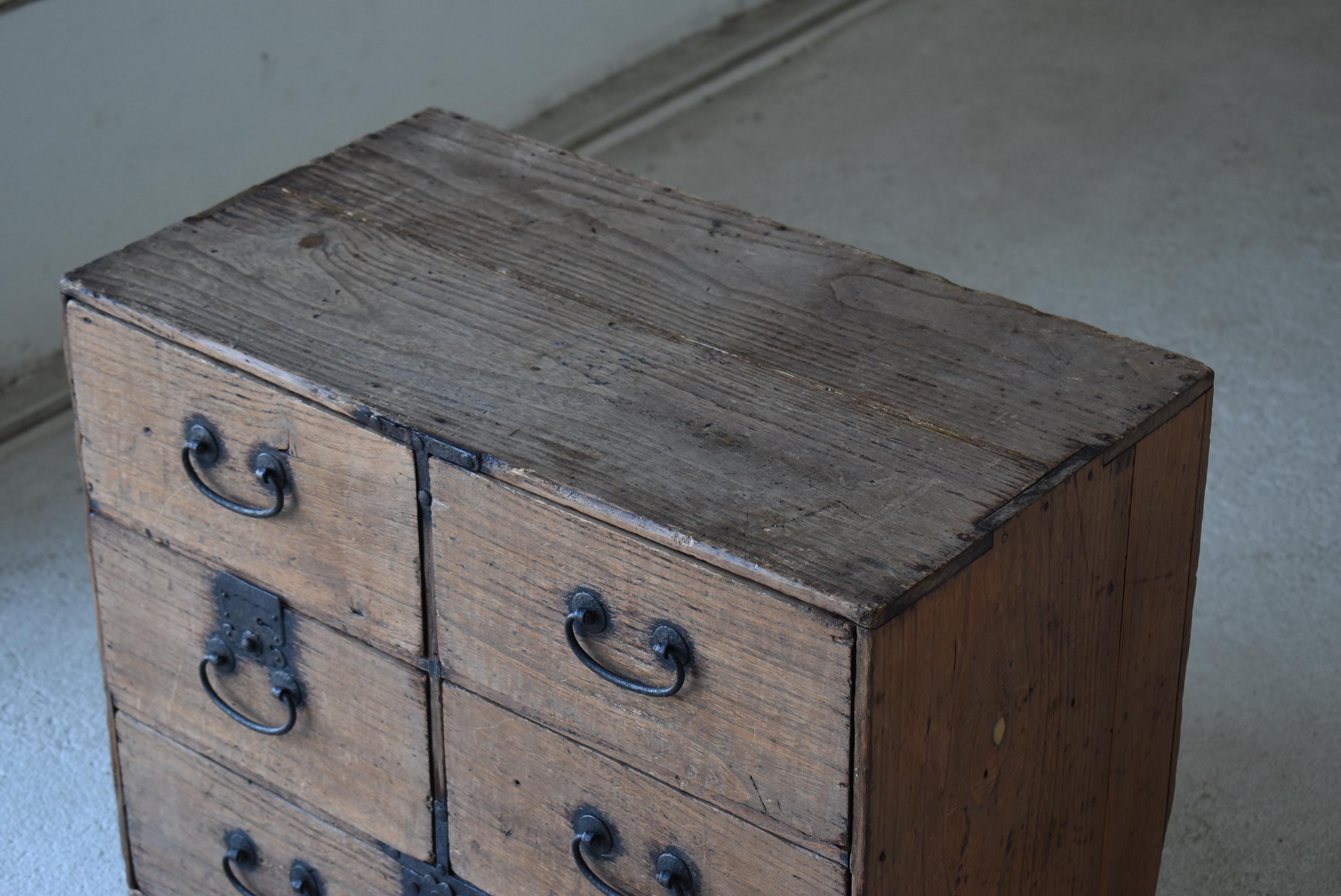 Japanese Antique Chests of Drawers 1860s-1900s /Tansu Storage Mingei Cabinet In Good Condition In Sammu-shi, Chiba