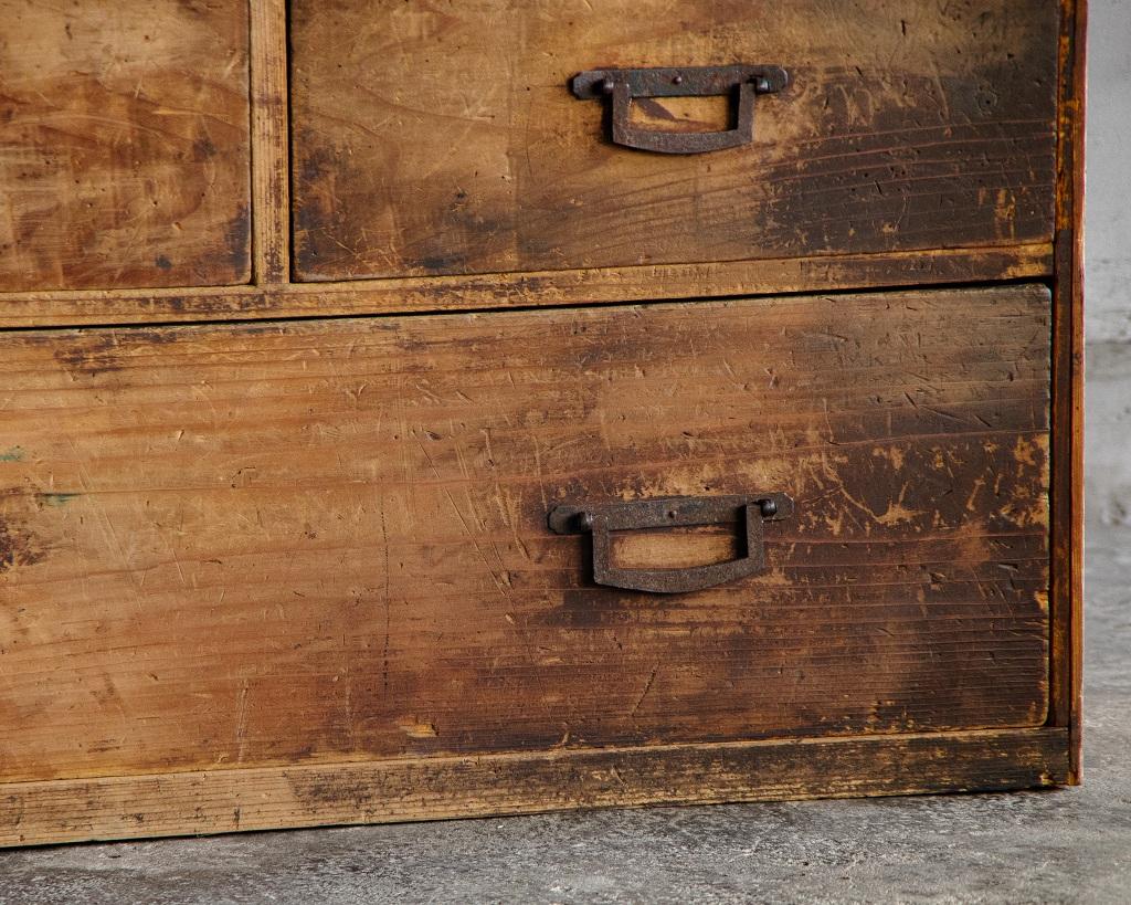 Commodes japonaises anciennes de l'ère Meiji (1868-1912), Wabi Sabi en vente 1