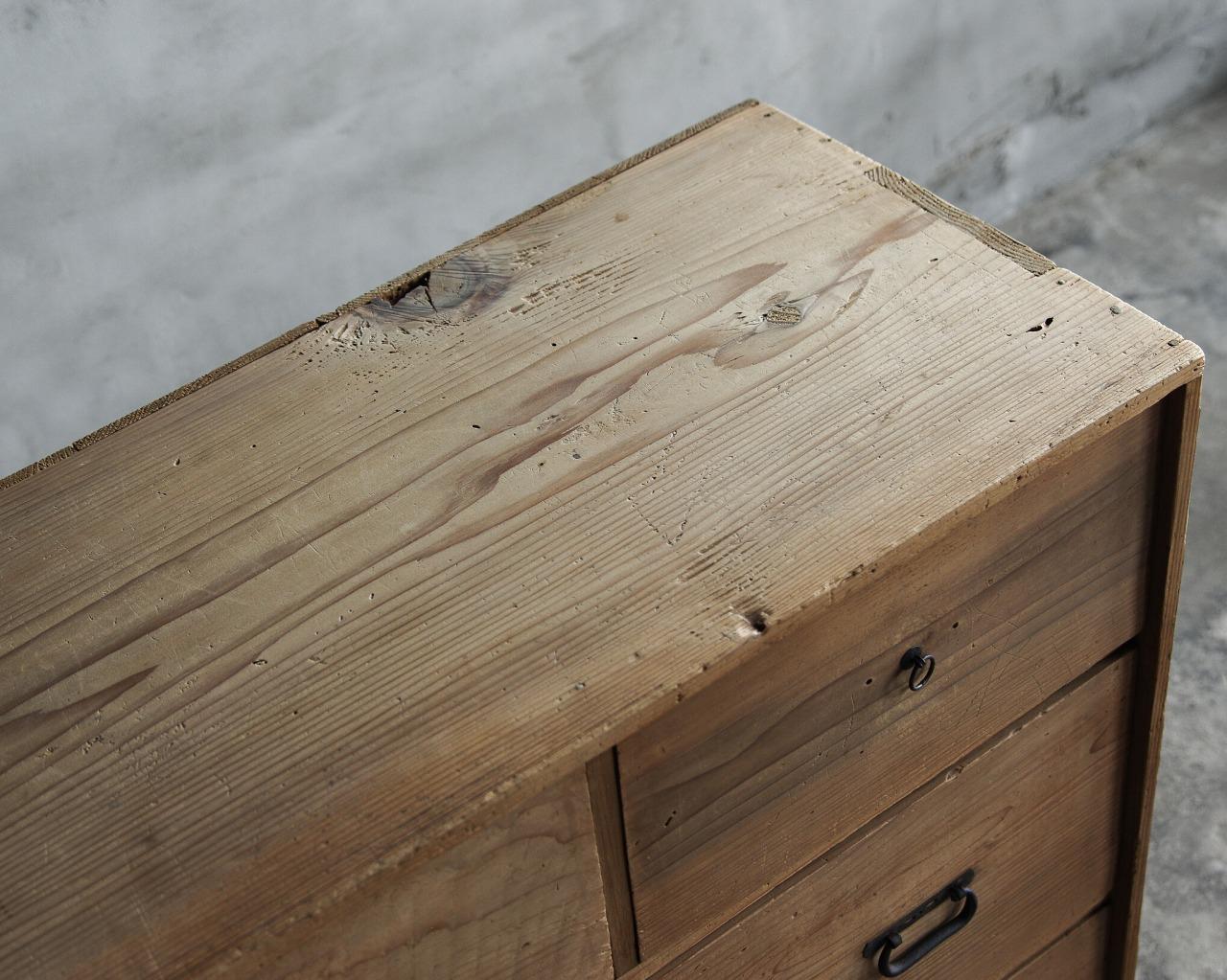 Commodes japonaises anciennes de l'ère Meiji (1868-1912)Wabi Sabi en vente 7