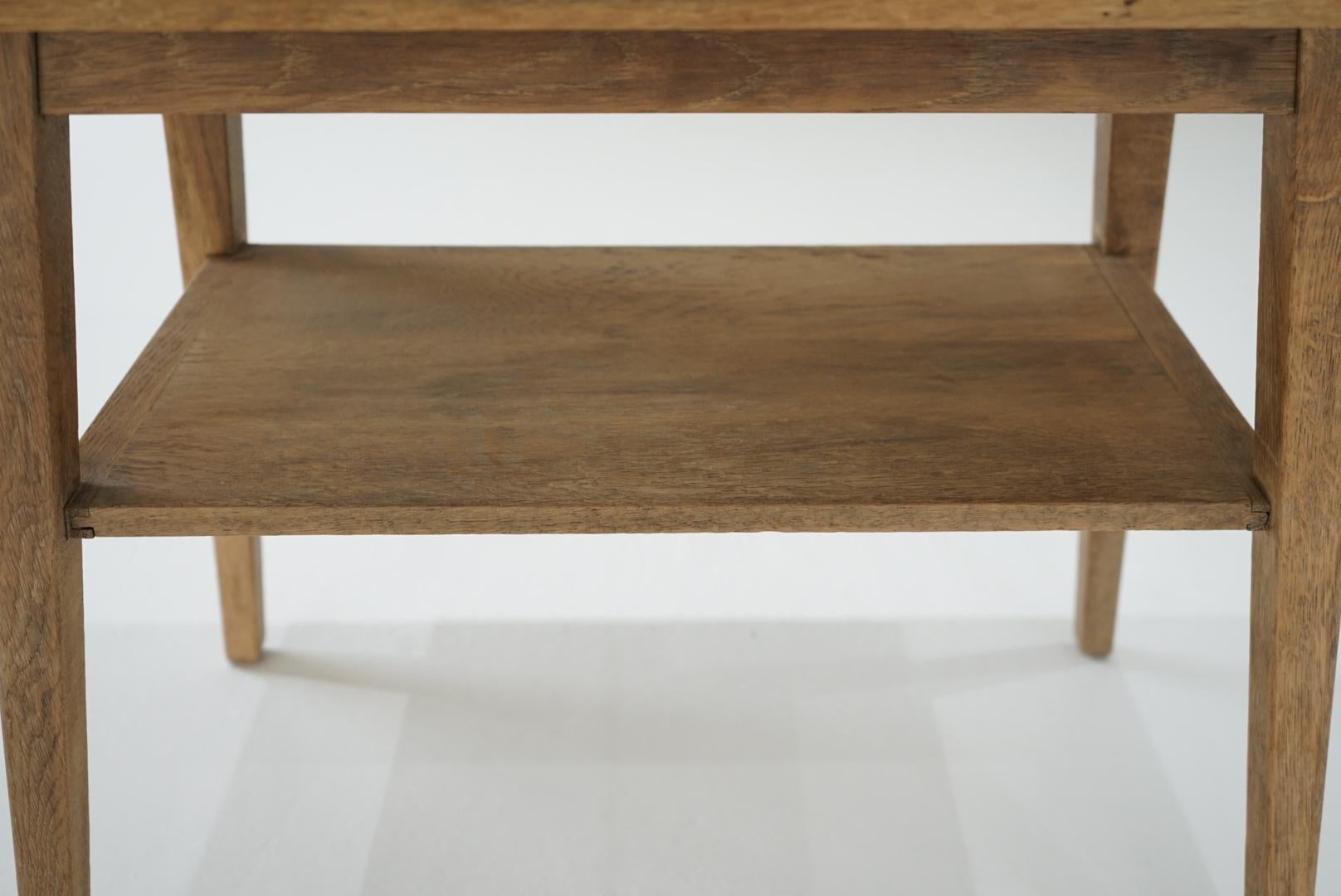 Antiker japanischer antiker Couchtisch aus Eichenholz, 1950er-1960er Jahre, primitiver Japandi (Holz) im Angebot