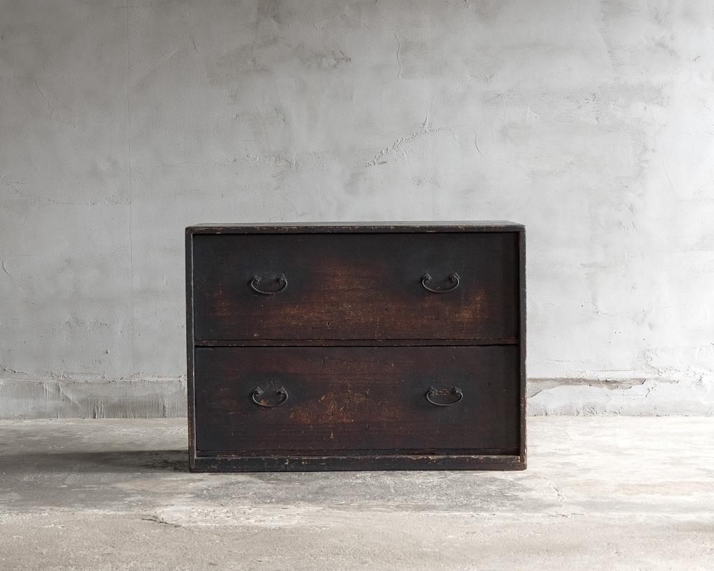 Japanese Antique Chest of Drawers, Early Meiji Era'1868-'Wabi Sabi In Good Condition For Sale In Hitachiomiya-shi, 08