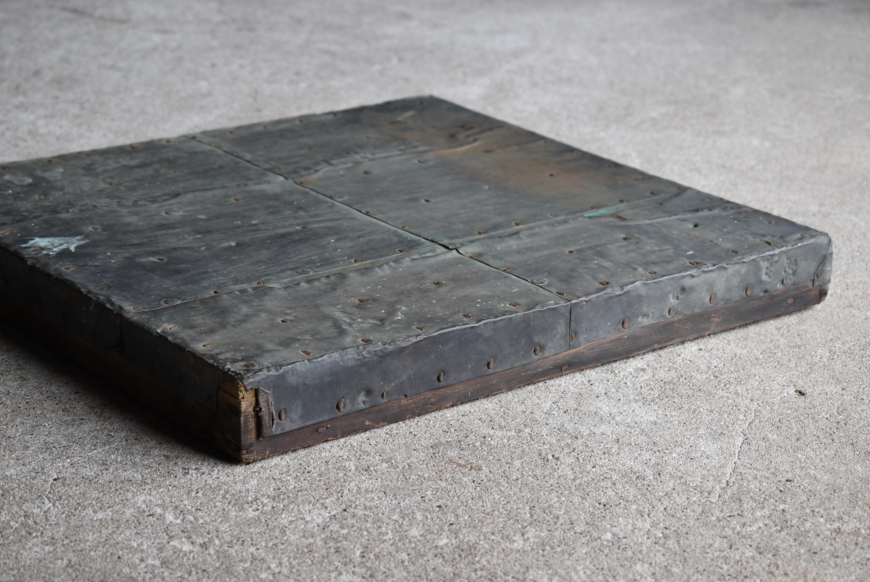 Japanese Antique Copper-Clad Door 1860s-1900s / Abstract Art Wabisabi For Sale 6