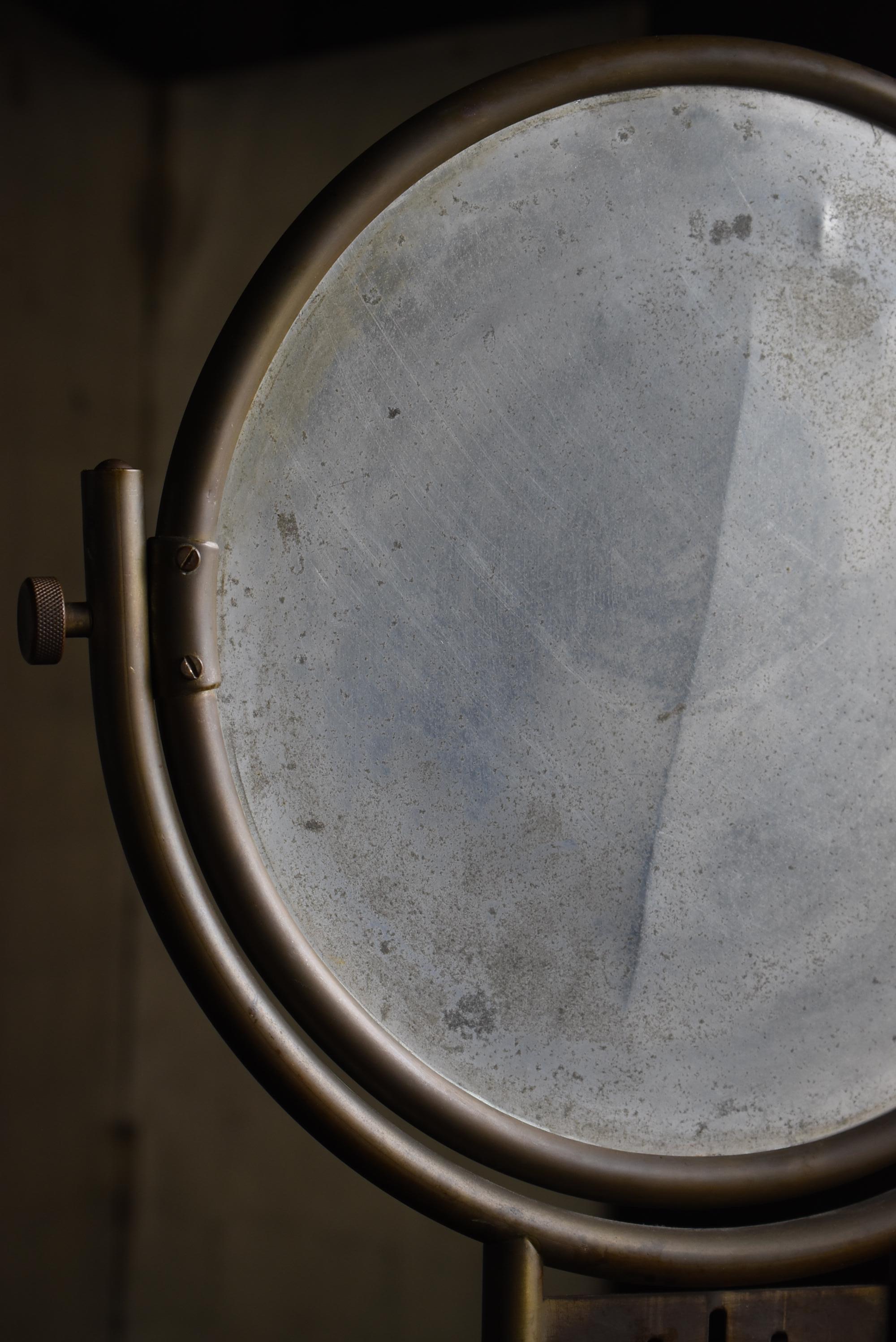 Miroir de table japonais ancien des années 1920-1940 / Wabisabi en vente 4