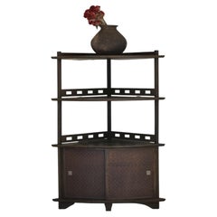 Scaffale angolare antico giapponese, anni ’50–’60, legno massello, Wabi Sabi
