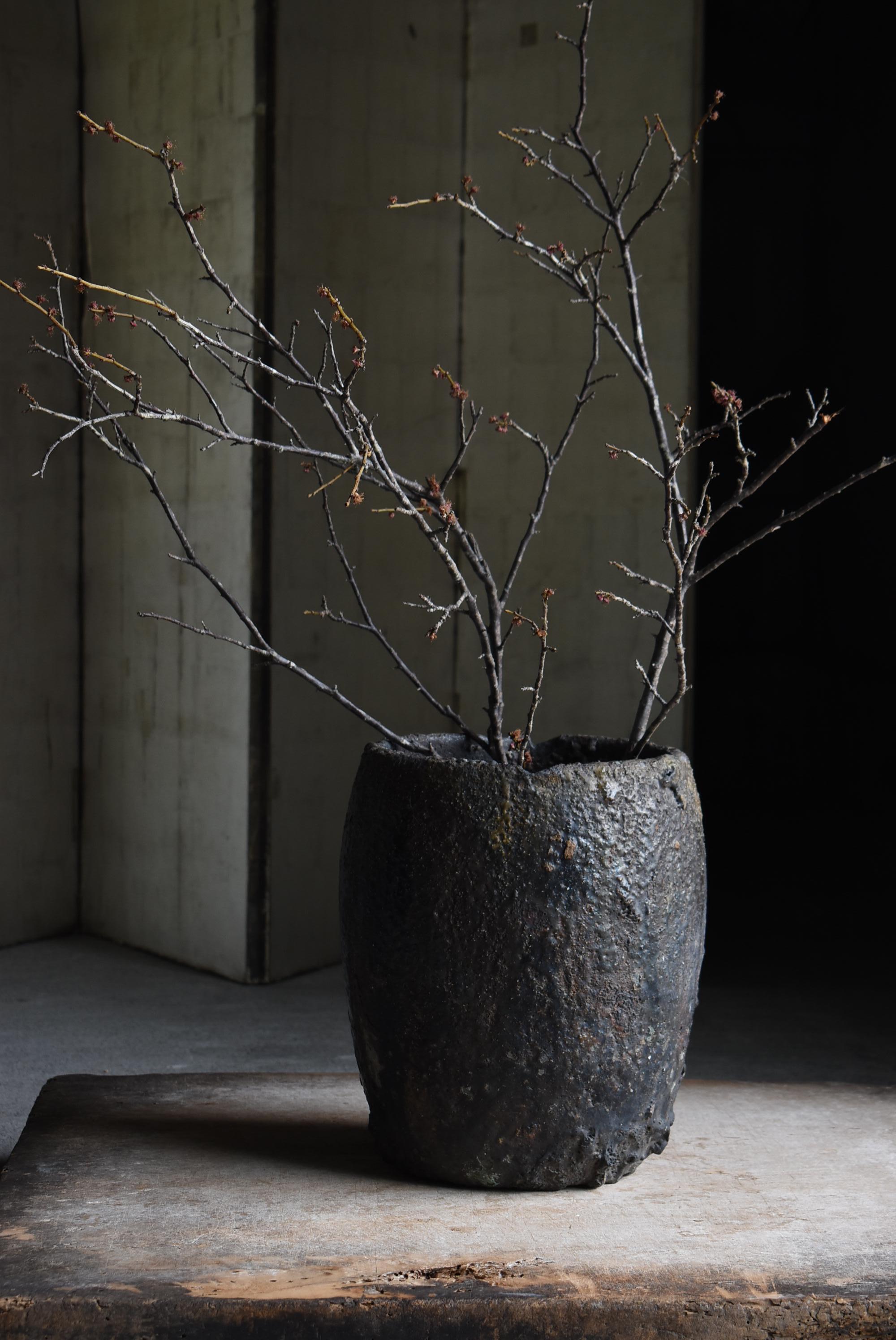 Meiji Japanese Antique Crucible 1900s-1920s / Flower Vase Wabi Sabi For Sale