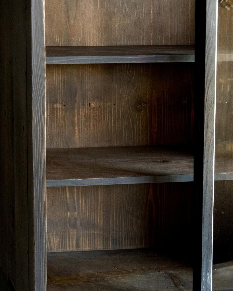 Japanese Antique Cupboard with Black Finish, Early Showa Period '1926-' For Sale 4