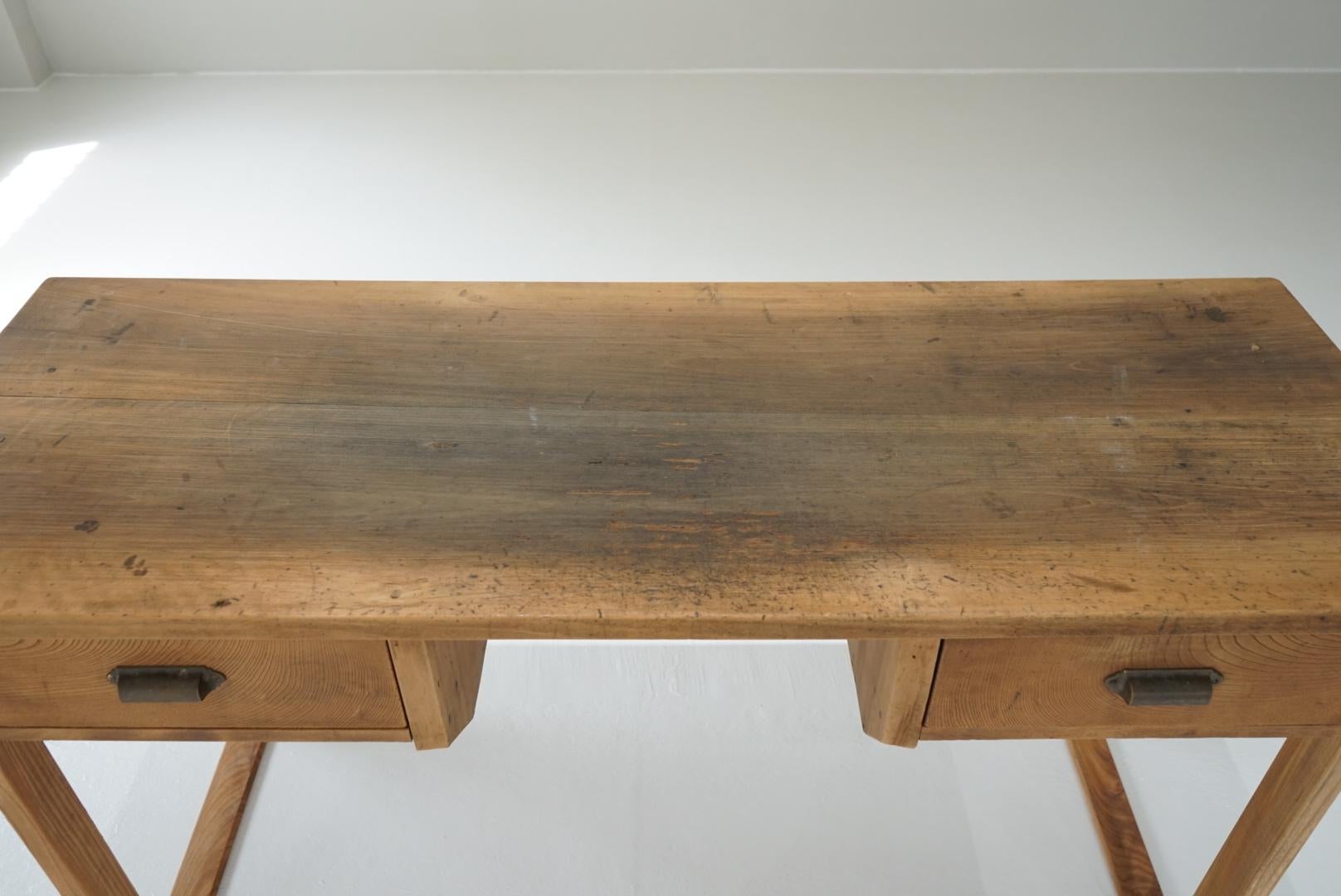 japandi desk