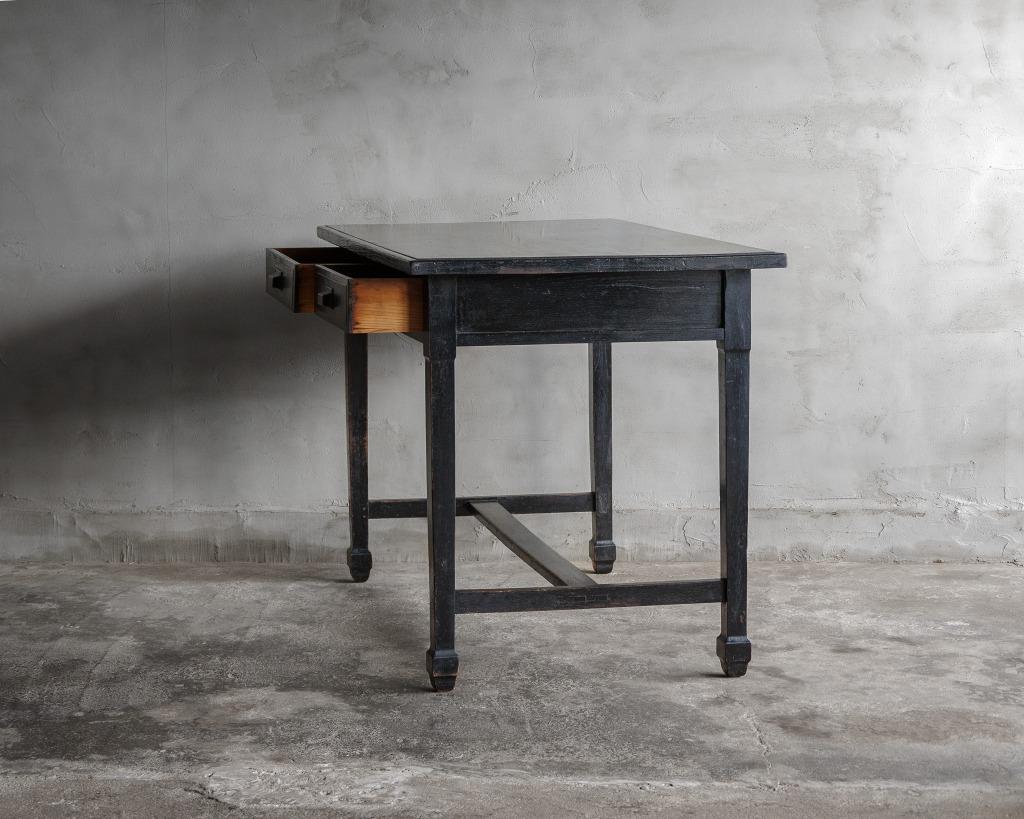 Japanese Antique, Desk, Writing Tables, Taisho period (1912-1926 CE) For Sale 14