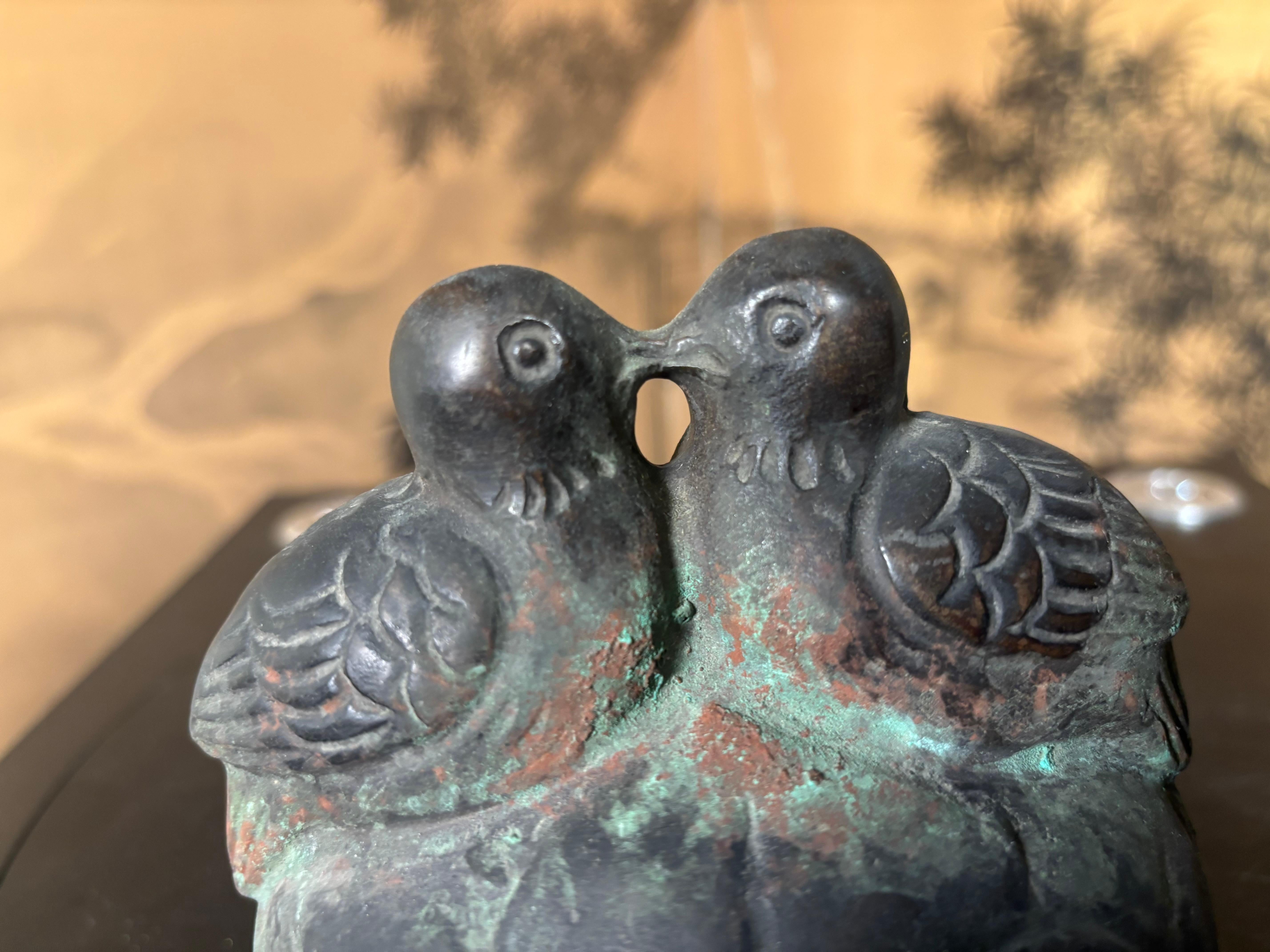 Japonais Cloche de temple shintoïste japonaise ancienne en bronze coulé à la main 