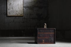 Meuble de rangement japonais ancien Tansu Mingei Wabi Sabi des années 1860 à 1900