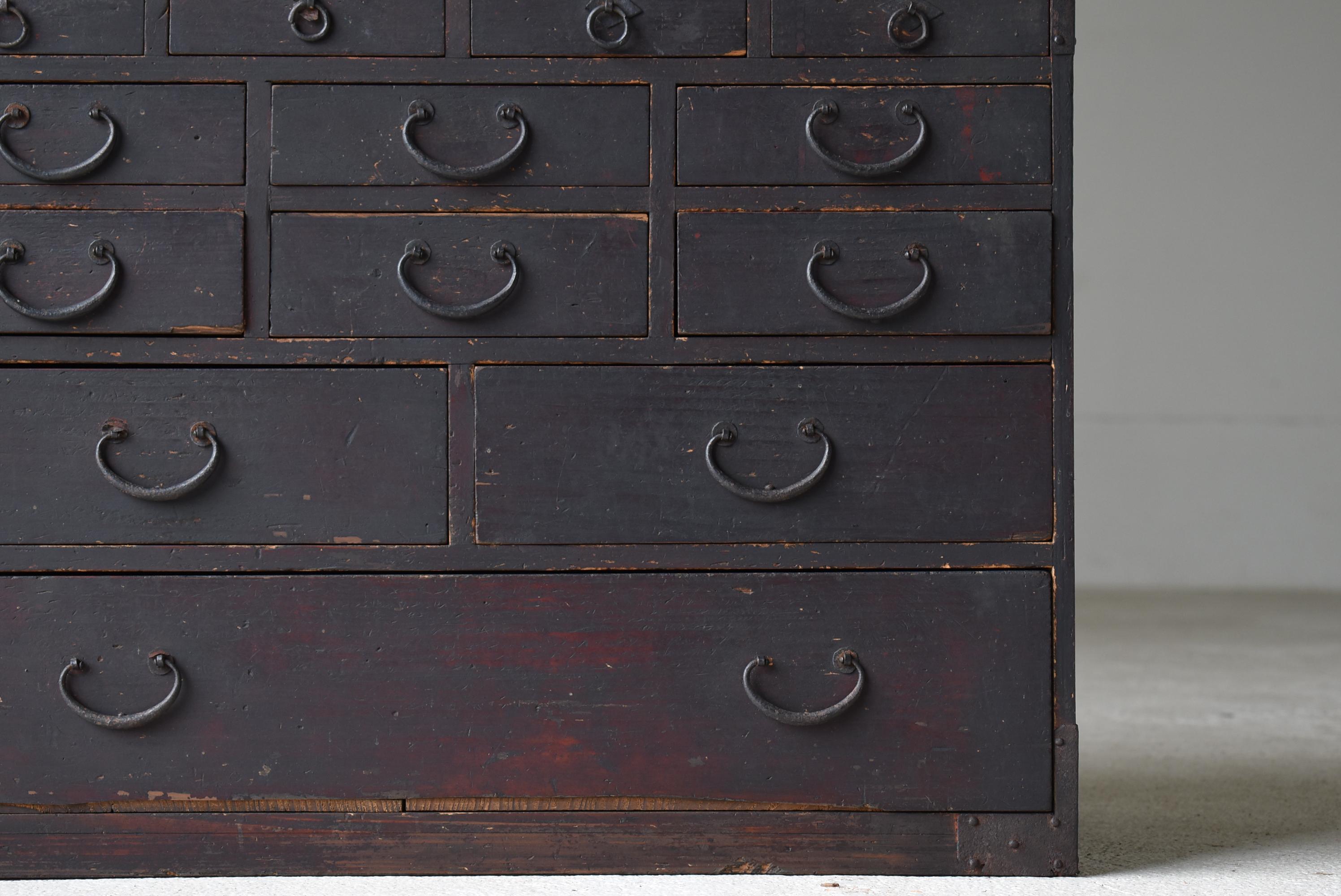 Japanese Antique Drawer 1860s-1900s / Storage Tansu Chests of Drawers Wabi Sabi In Good Condition In Sammu-shi, Chiba