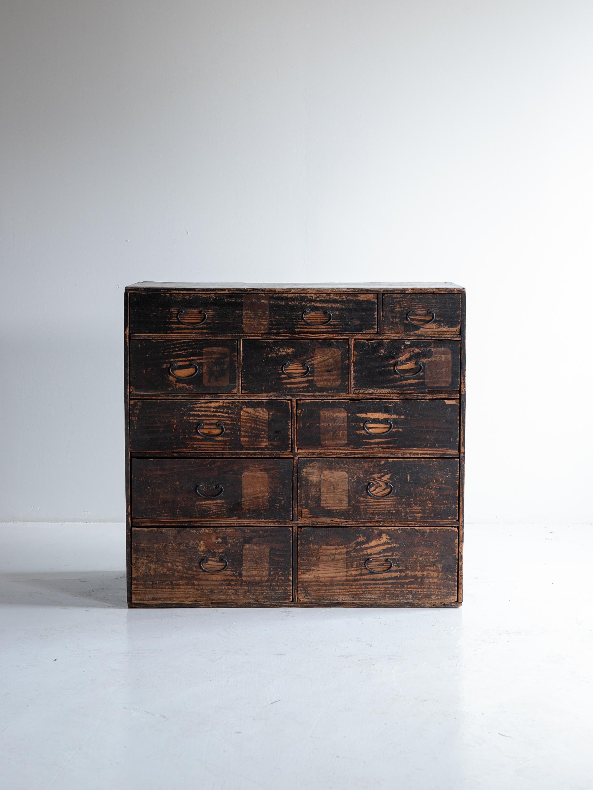 Cajón Antiguo Japonés Años 1860-1900 / Almacenamiento Tansu Wabisabi Meiji en venta