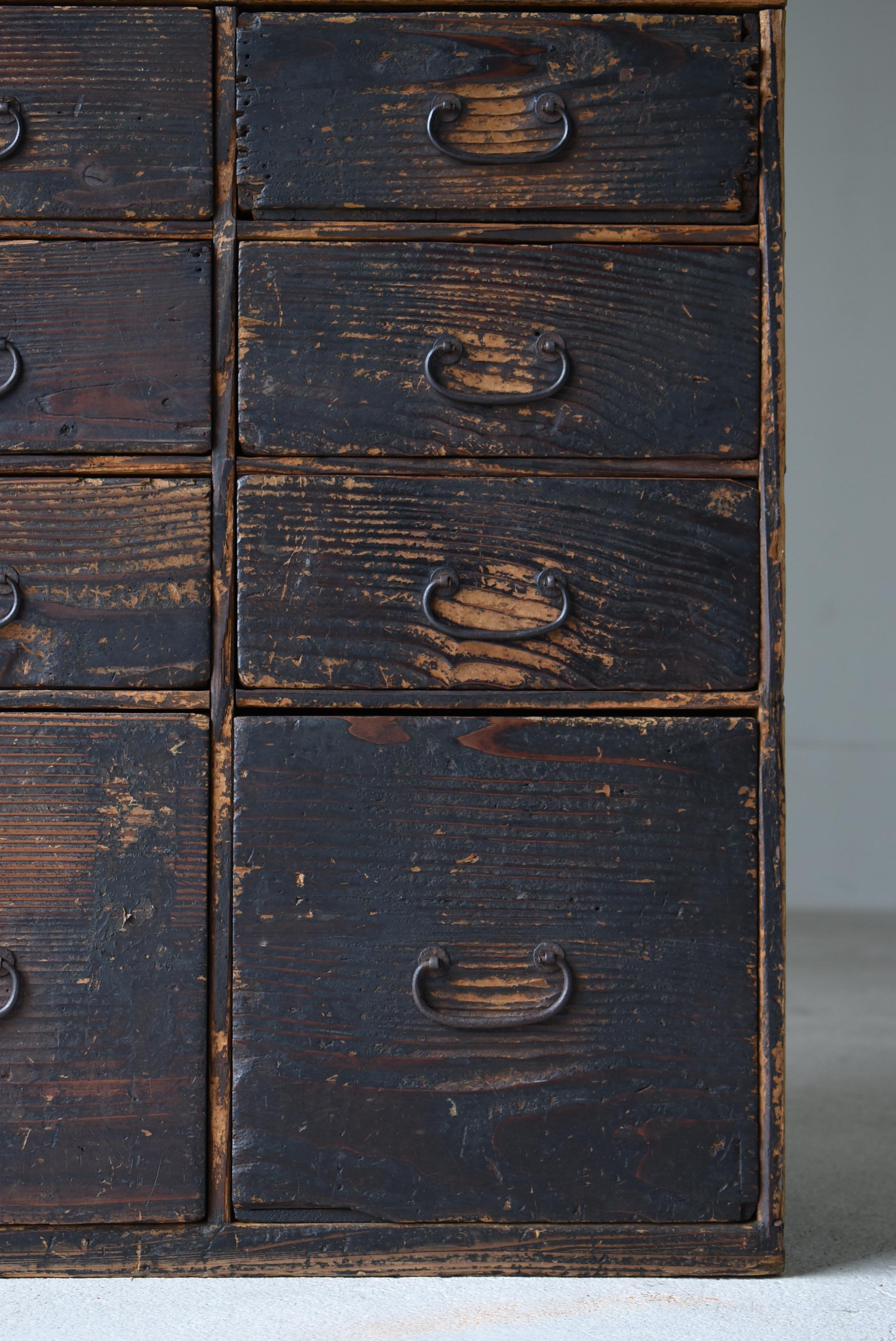 20th Century Japanese Antique Drawer 1860s-1900s/Tansu Chests of Drawers Wabi-Sabi Cabinet