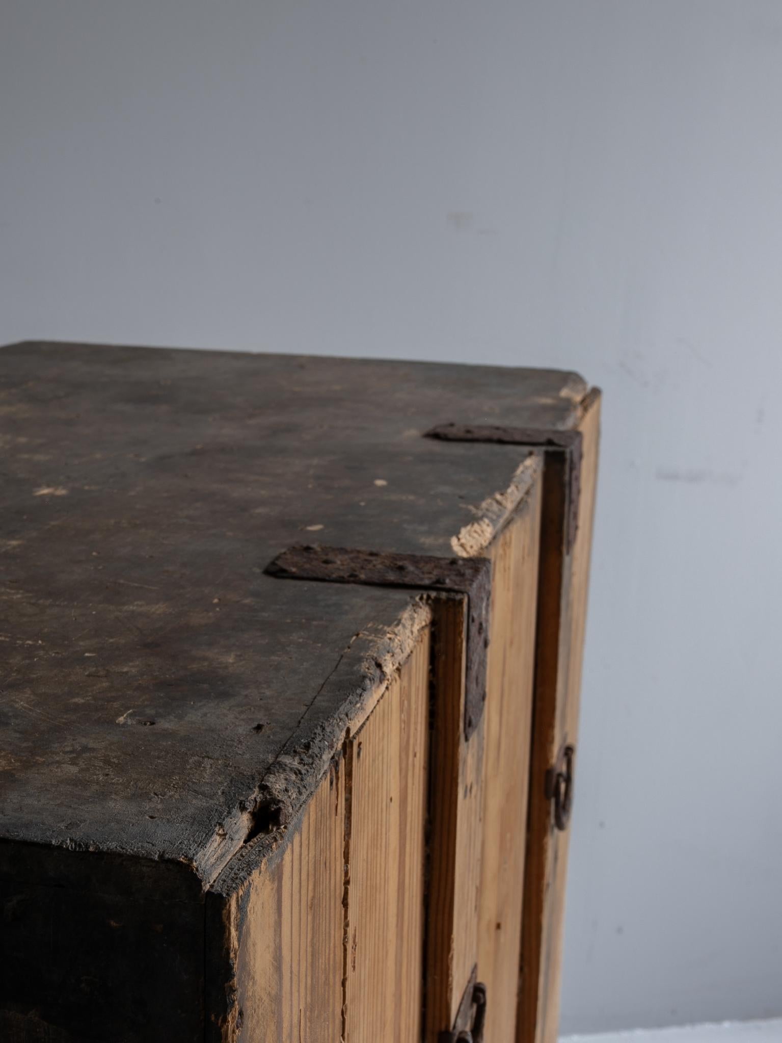 Japanese Antique Drawer 1860s-1920s / Sideboard Wabi Sabi For Sale 12