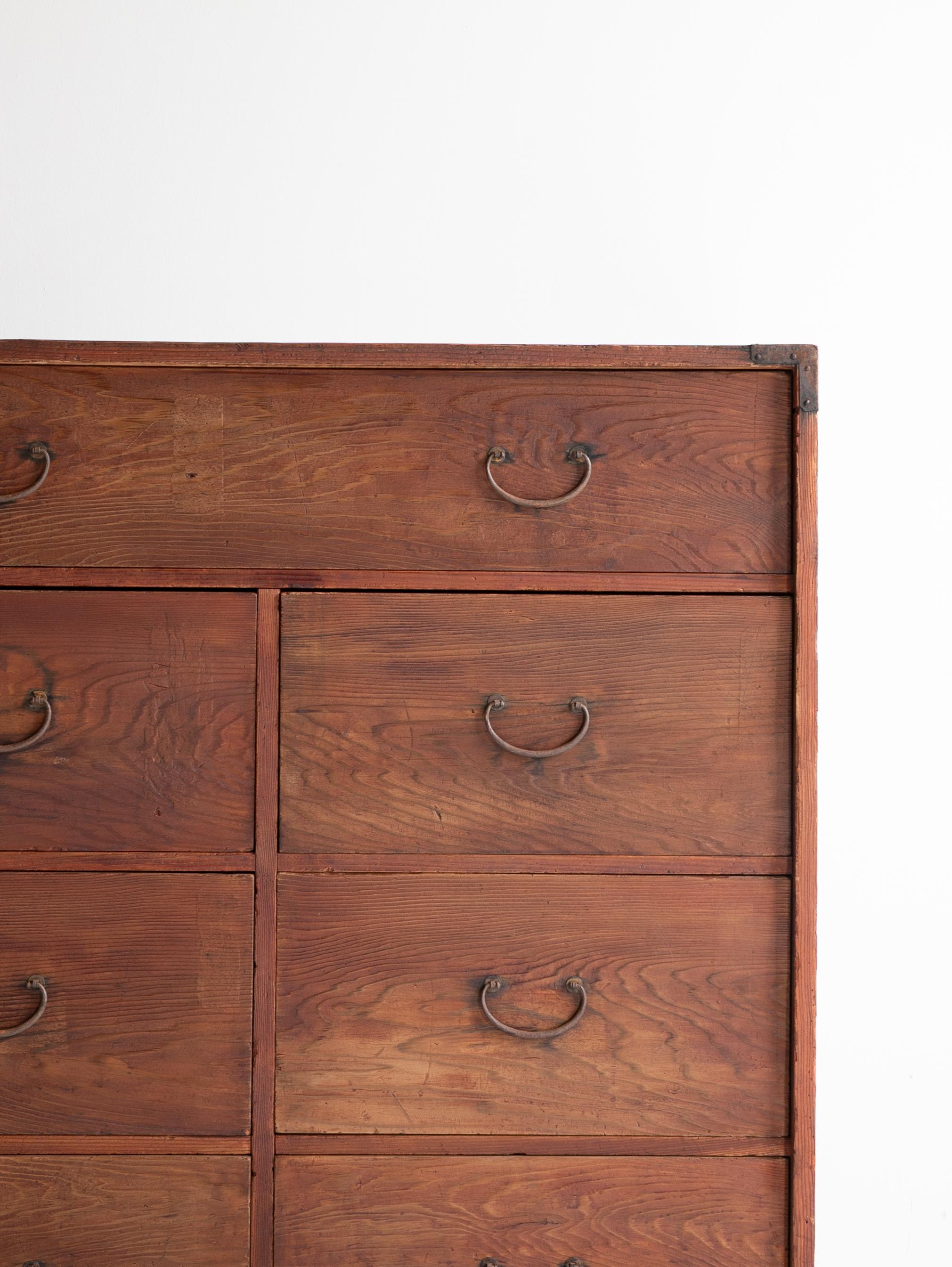 Travail du bois Japanese Antique Drawer 1860s-1920s / Sideboard Wabi Sabi en vente