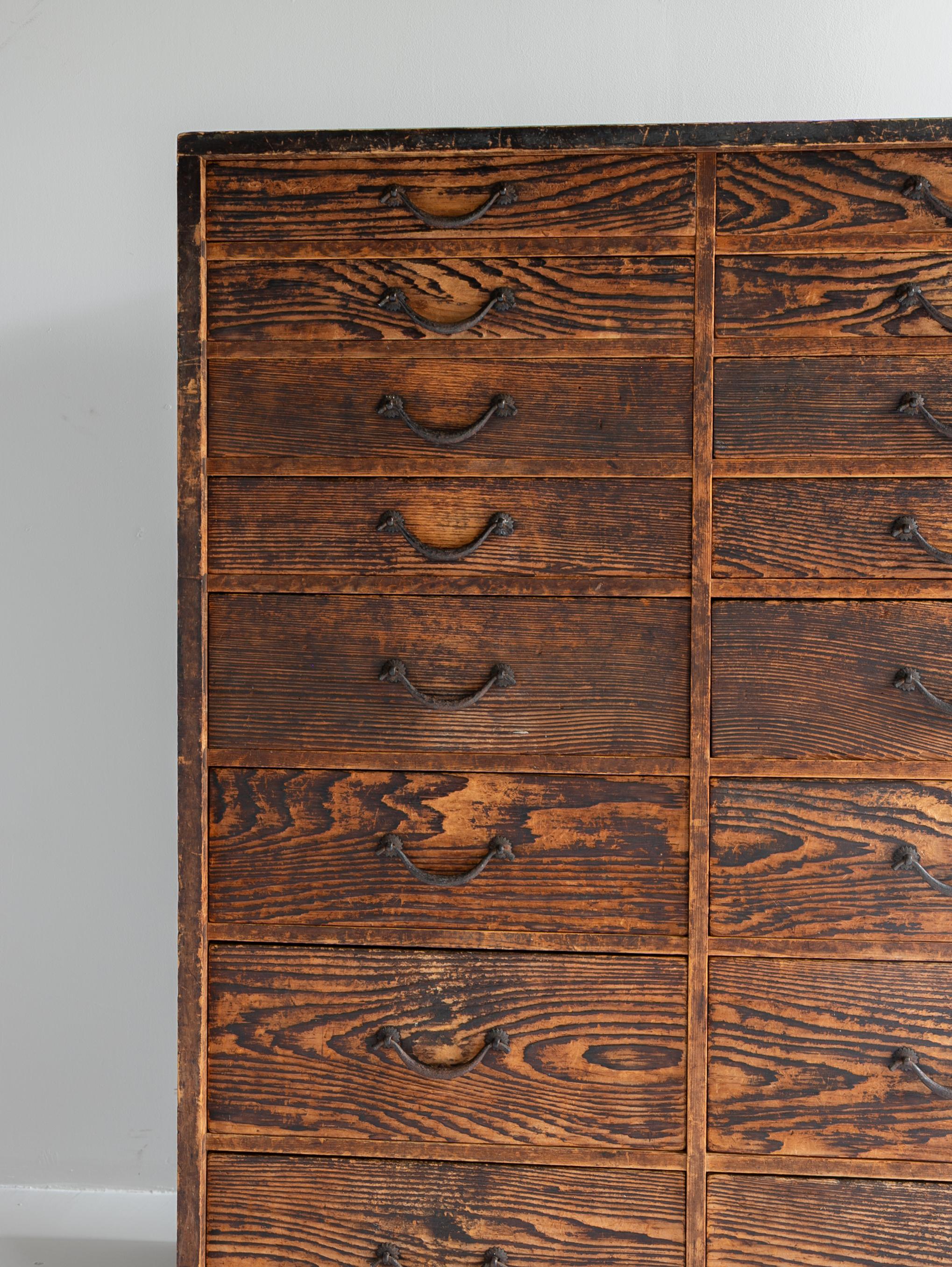 Japanese Antique Drawer 1860s-1920s / Sideboard Wabi Sabi en Bueno estado para la venta en Sammu-shi, Chiba